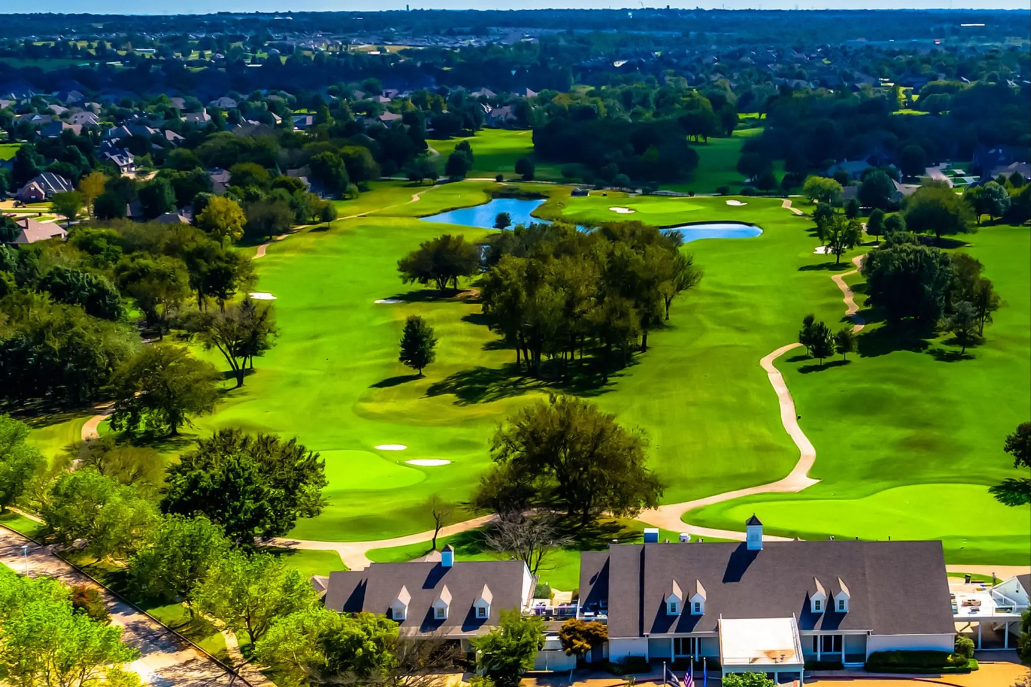 golf-course-greens-club-recreation-at-beacon-homes-broken-arrow-tulsa-community-Creekside-at-Forest-Ridge-oklahoma
