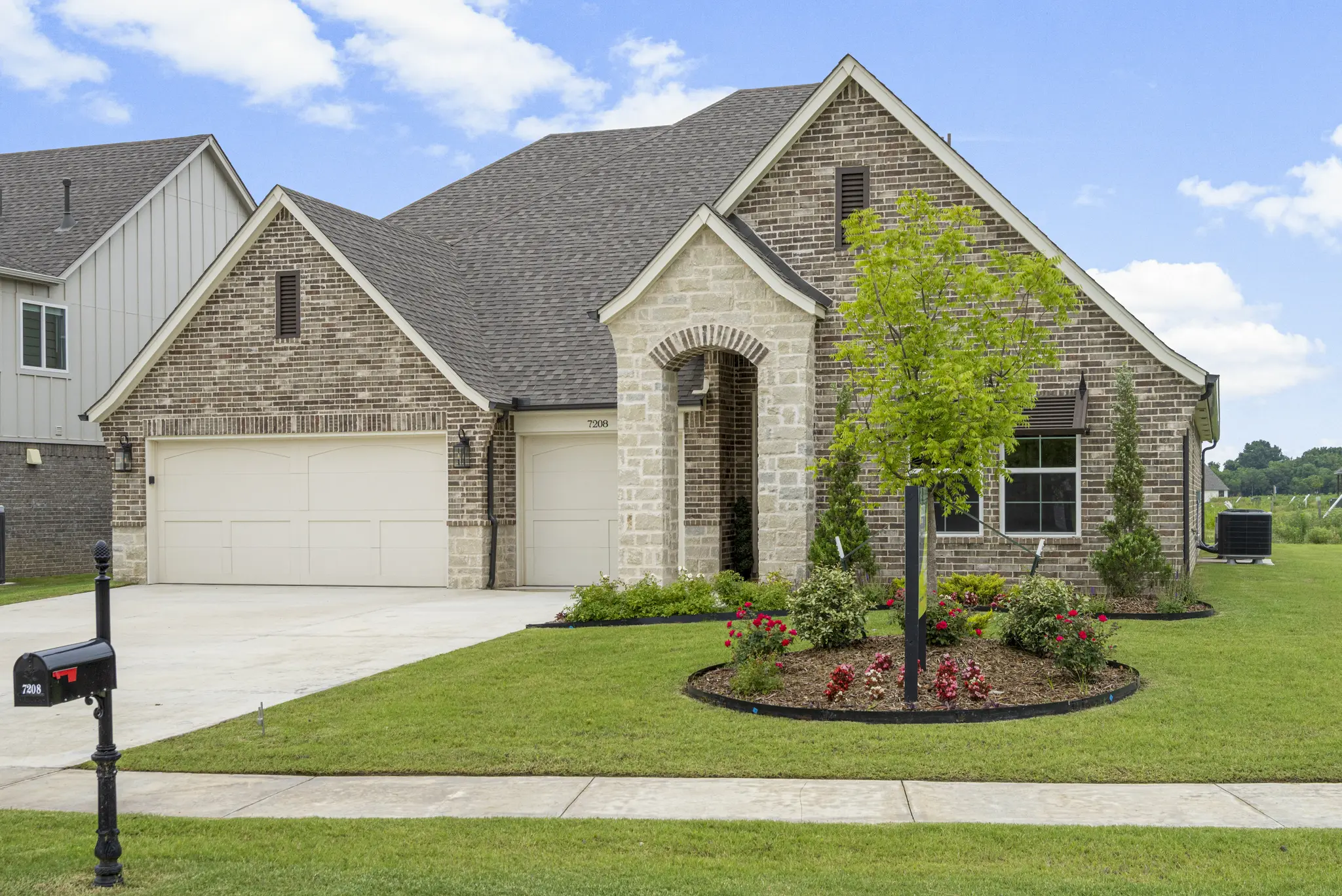 Gallery Thumbnail - 3