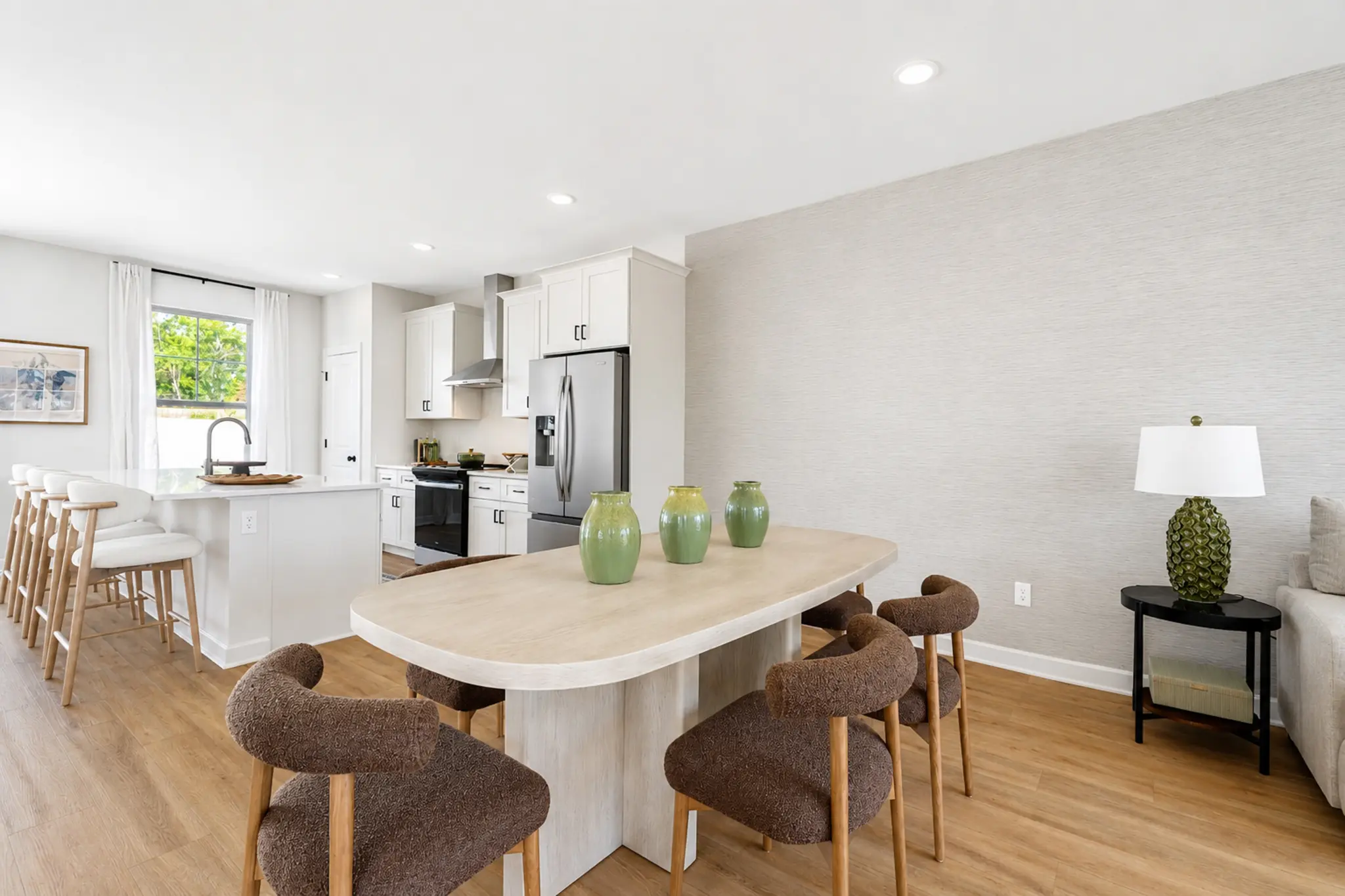 Alcott TH - Interior Photo 21