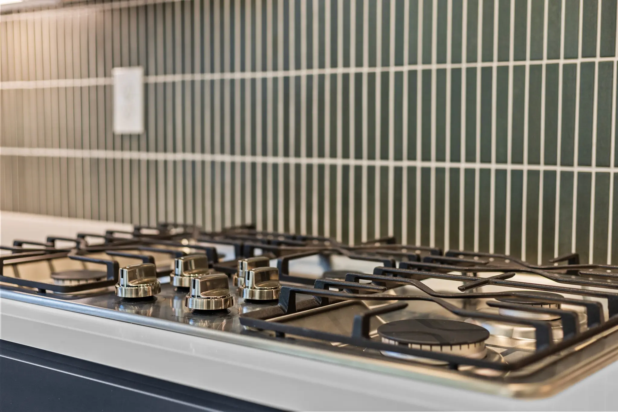 001_WFS-2697 Kitchen - Detail - Medium_DAQ00NU6m8eHIJWm - Thumbnail