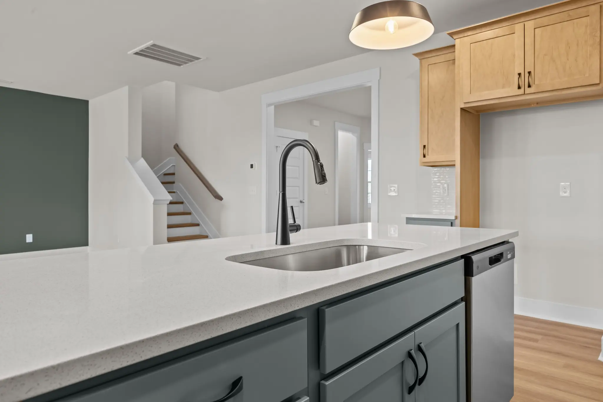 002_SPV-0005 Kitchen - Detail_2 - Medium_YAtNkq8rK46fdedJ - Thumbnail