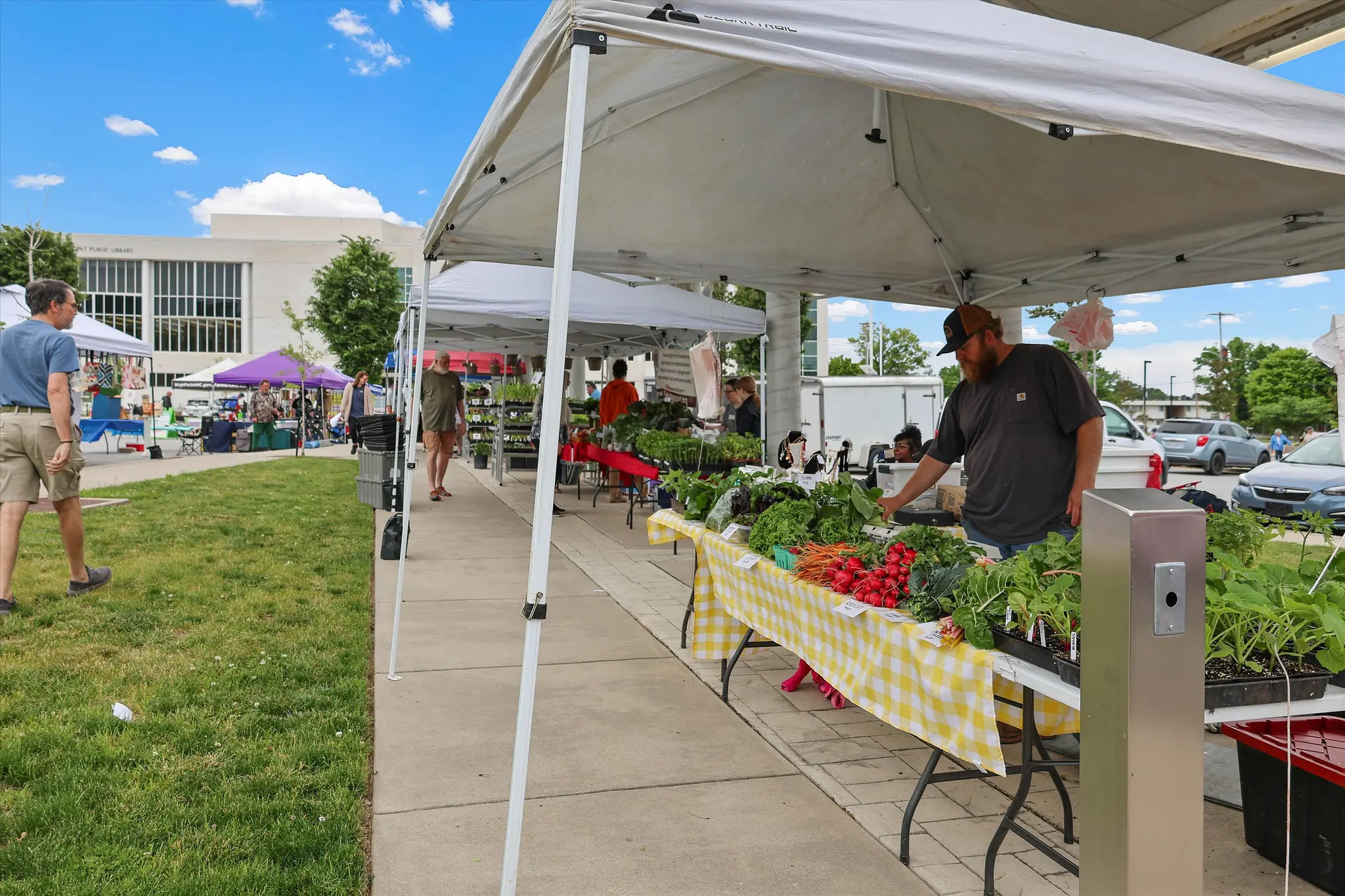 Thumbnail: 06-HP Farmer's Market_iwJltw3yvfMwcIwX