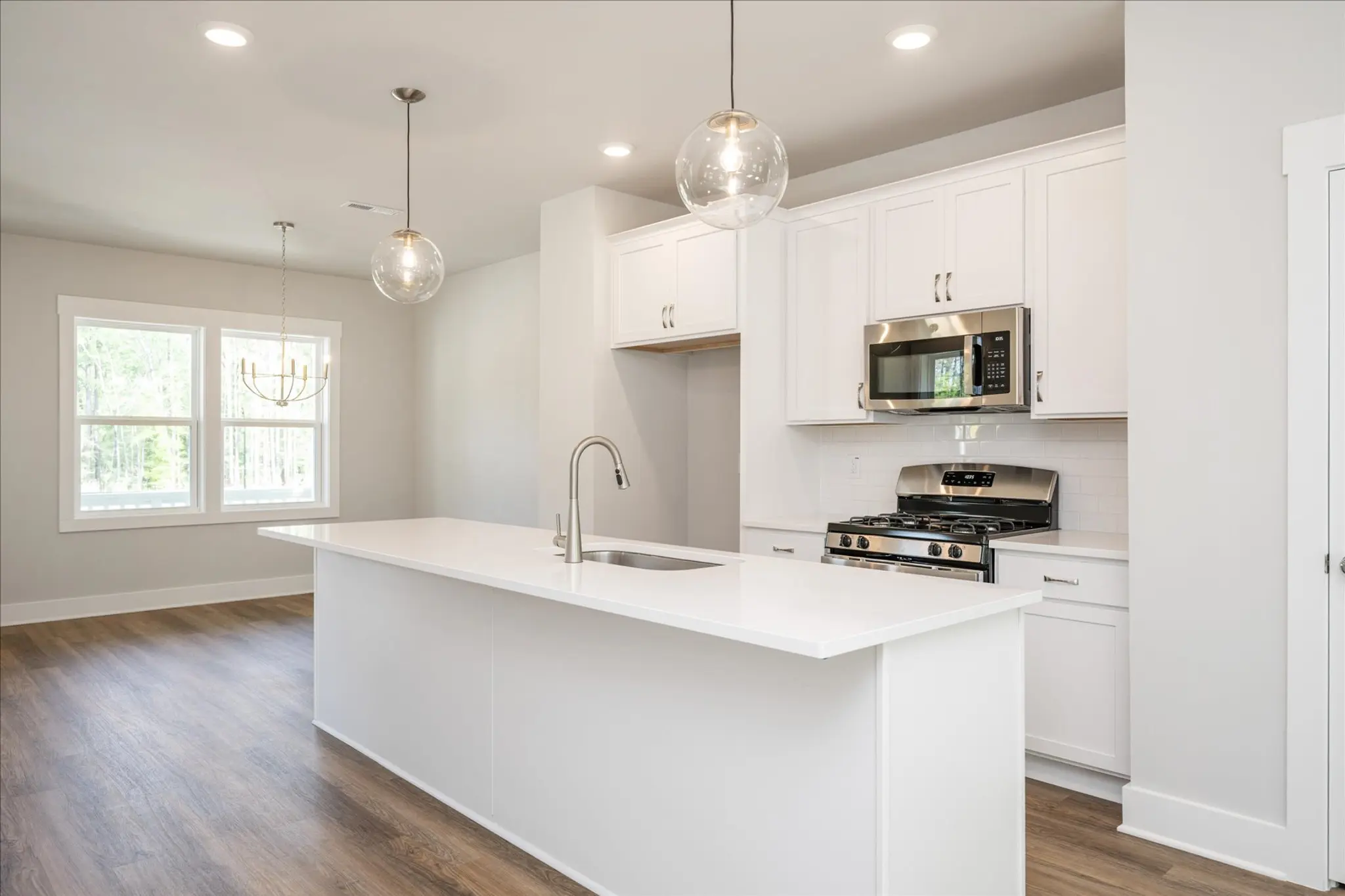 08-WG6-0115_Paper_A_Kitchen4_8IIMunrvPlS4EClQ - Thumbnail