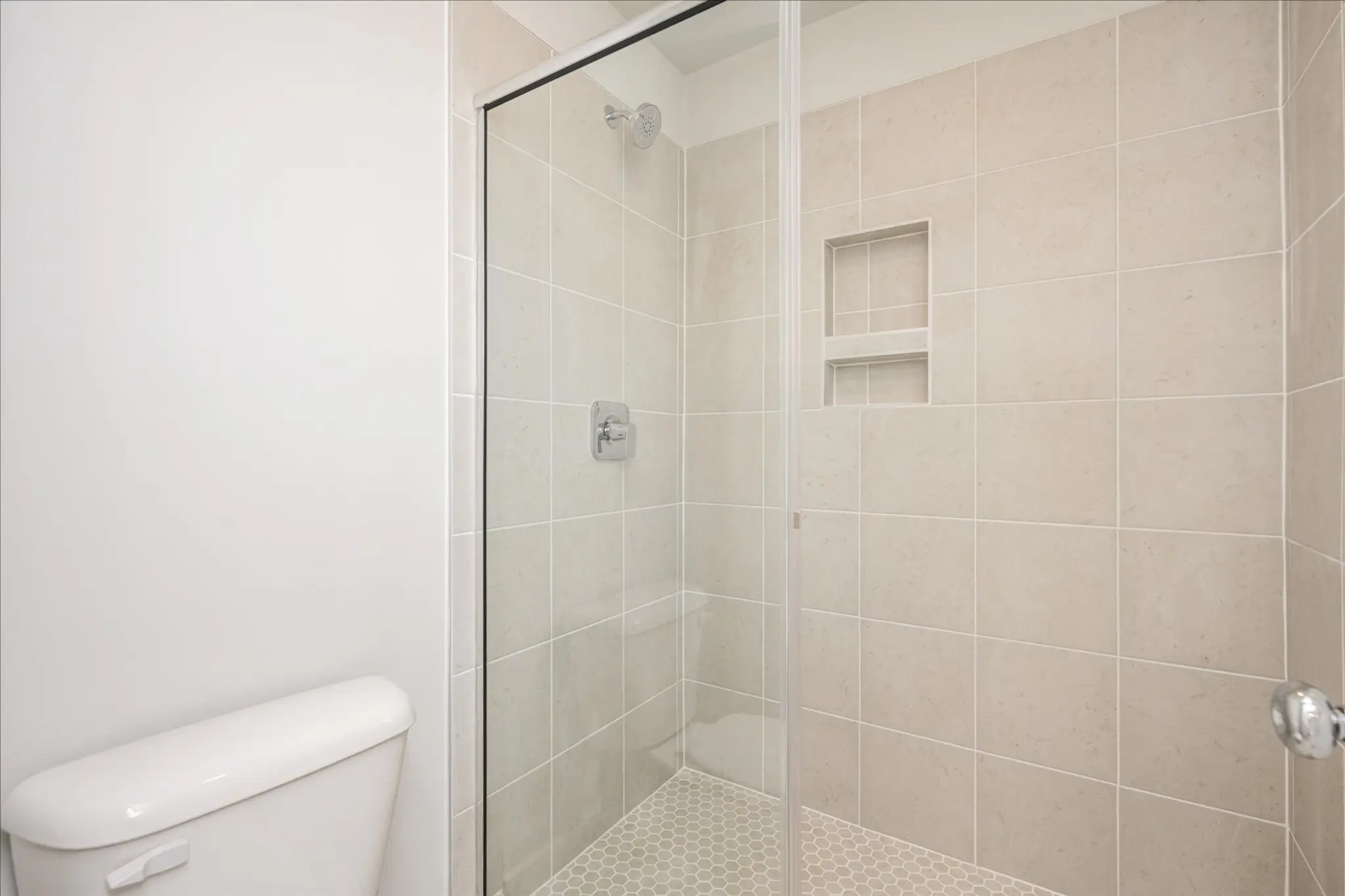 16-WG6-0115_Paper_A_PrimaryShower_bba3DQv1mSN7KfnX - Thumbnail