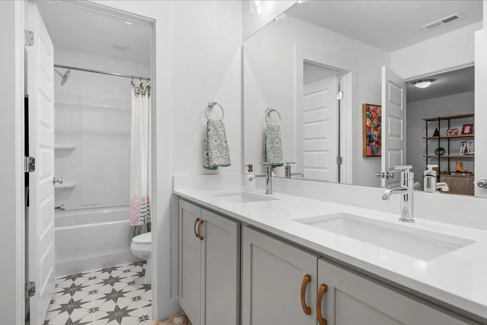 Secondary Bath