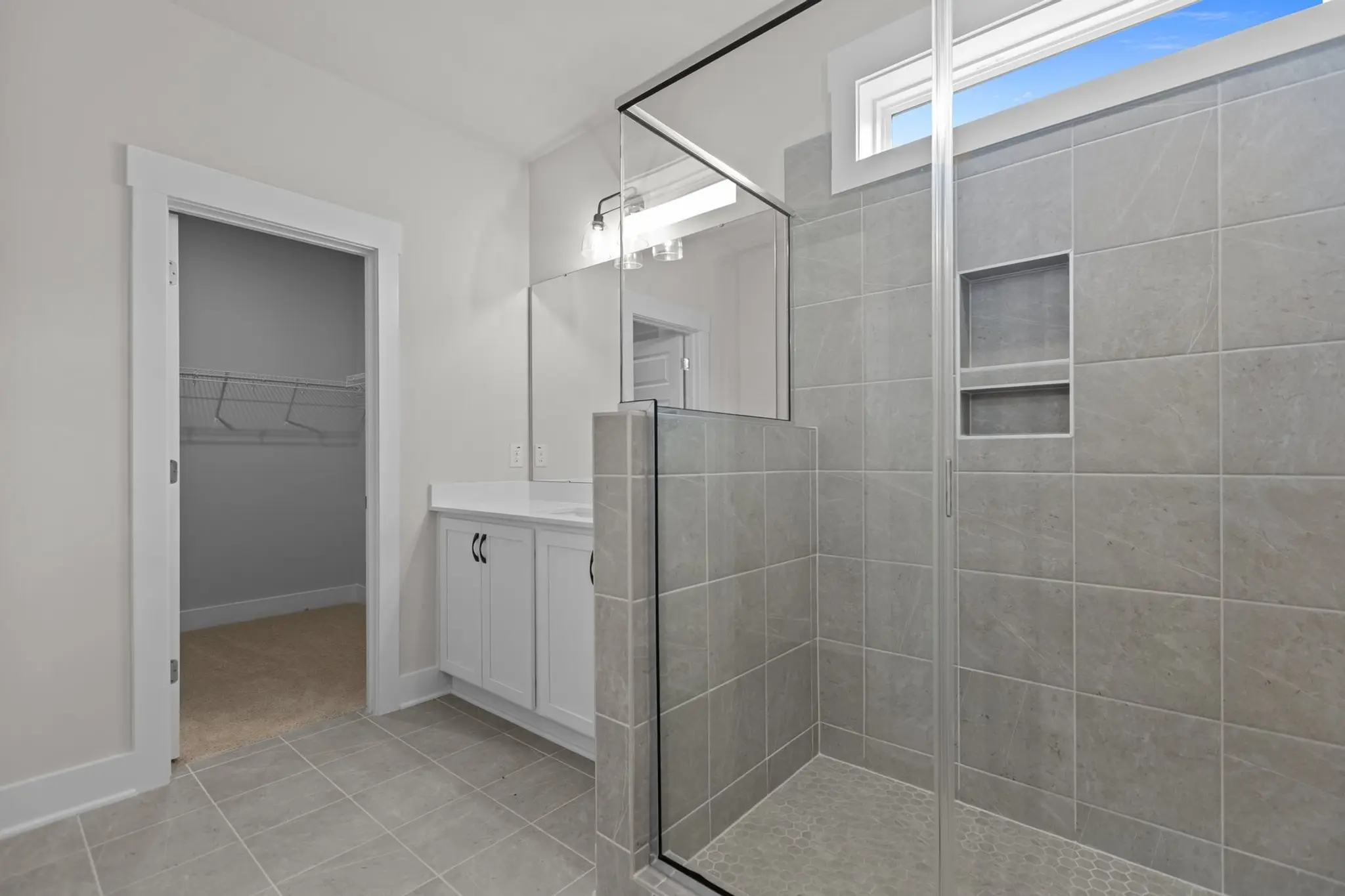 25-custom-2N6A4270_lELV5RedmmACp3ee - Thumbnail