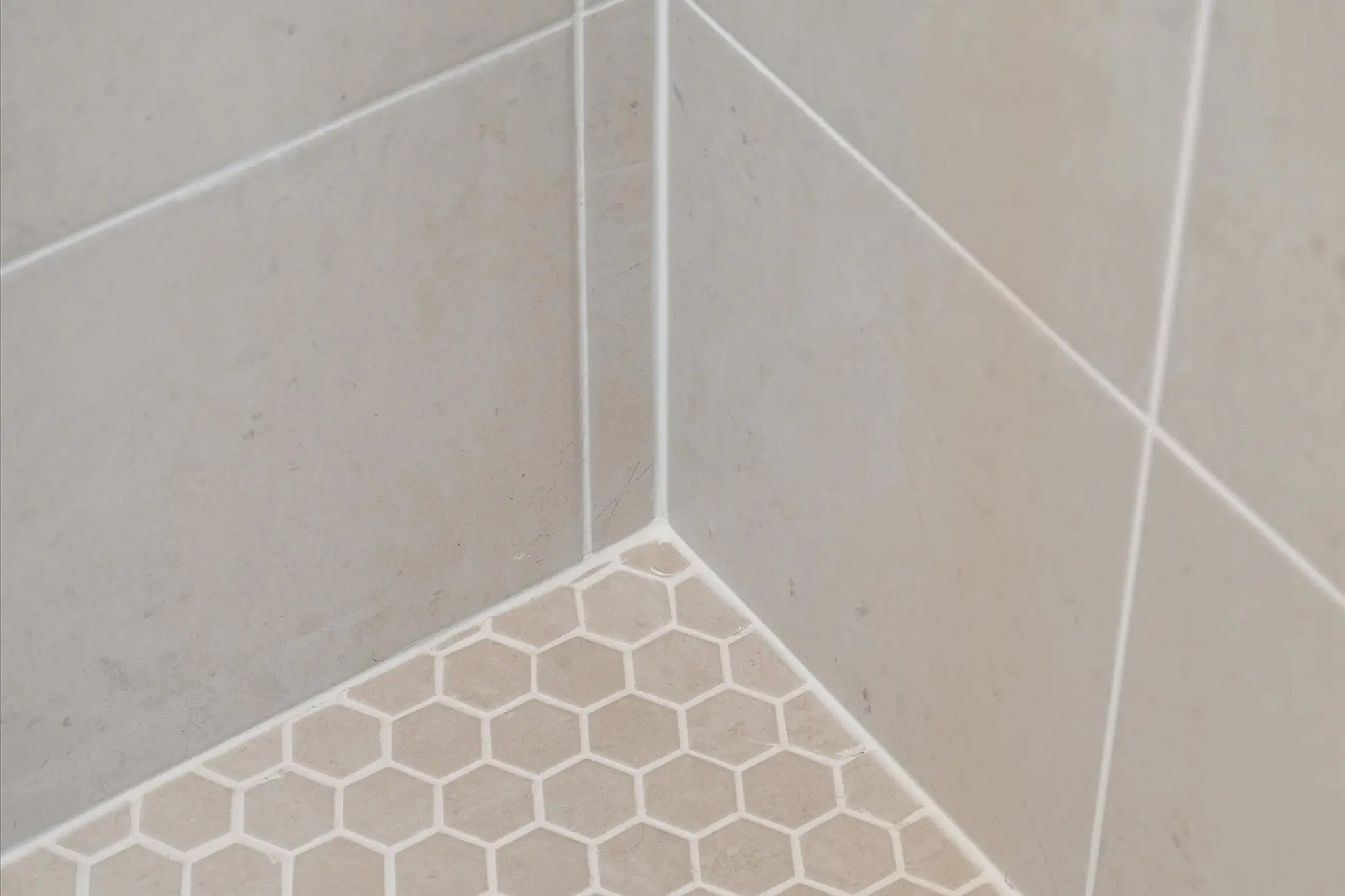 31-WG6-0115_Paper_A_ShowerDetail2_MZjFmssz1czgzoUb - Thumbnail