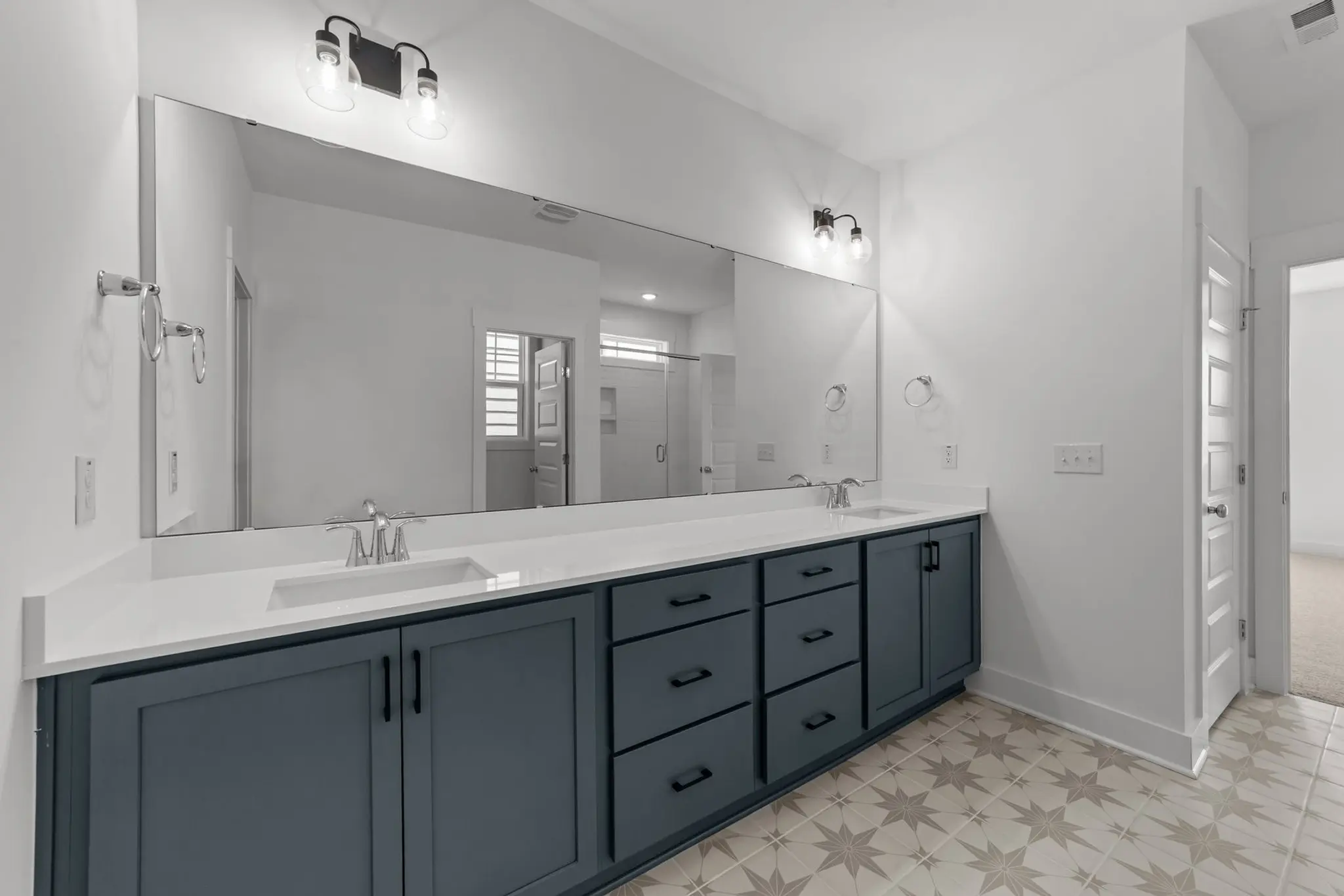 35-custom-VB4A3483_RquBqlDXj4BVXd9o - Thumbnail