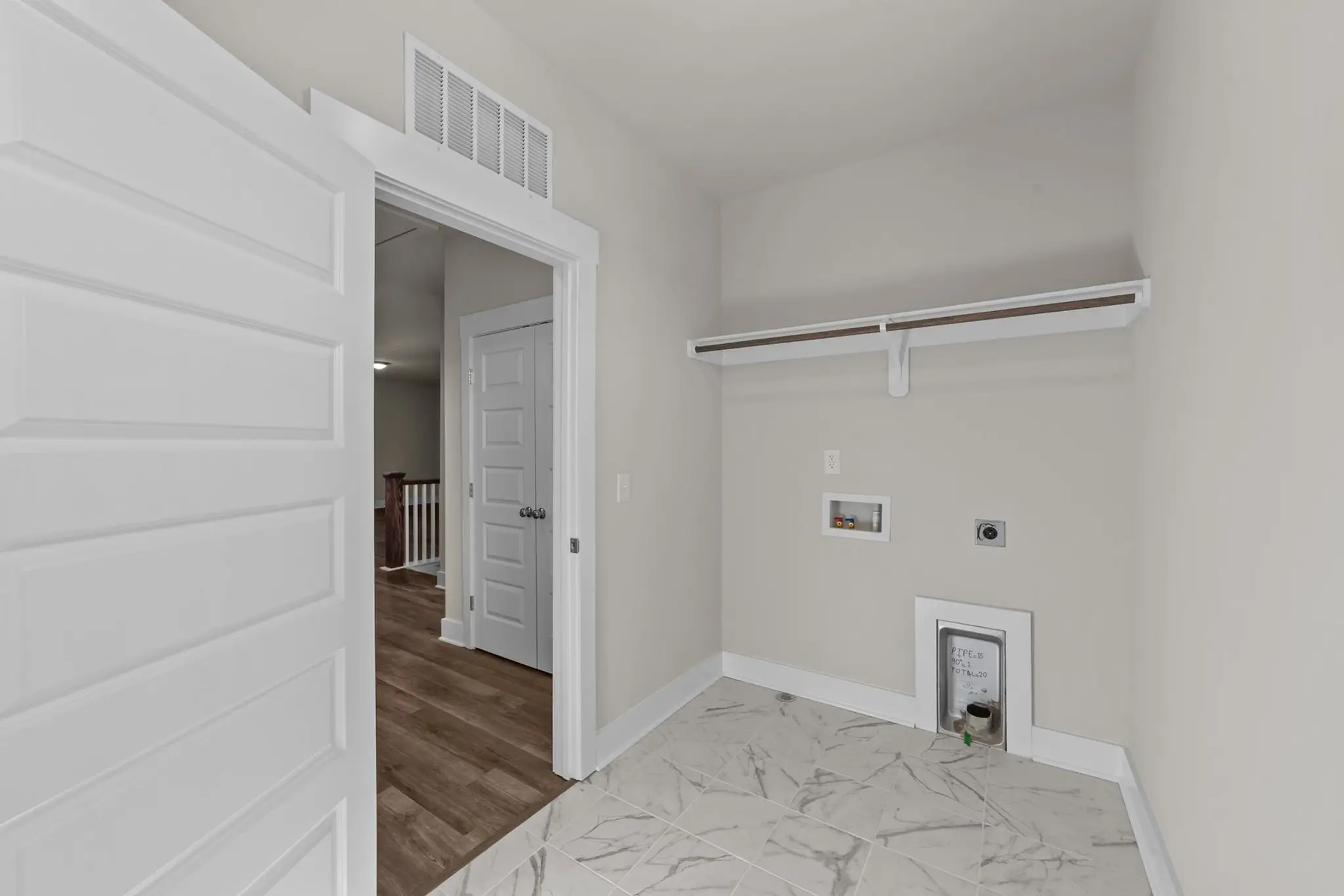 45-custom-VB4A7467_kFnZlqrBYR1C9sVG - Thumbnail