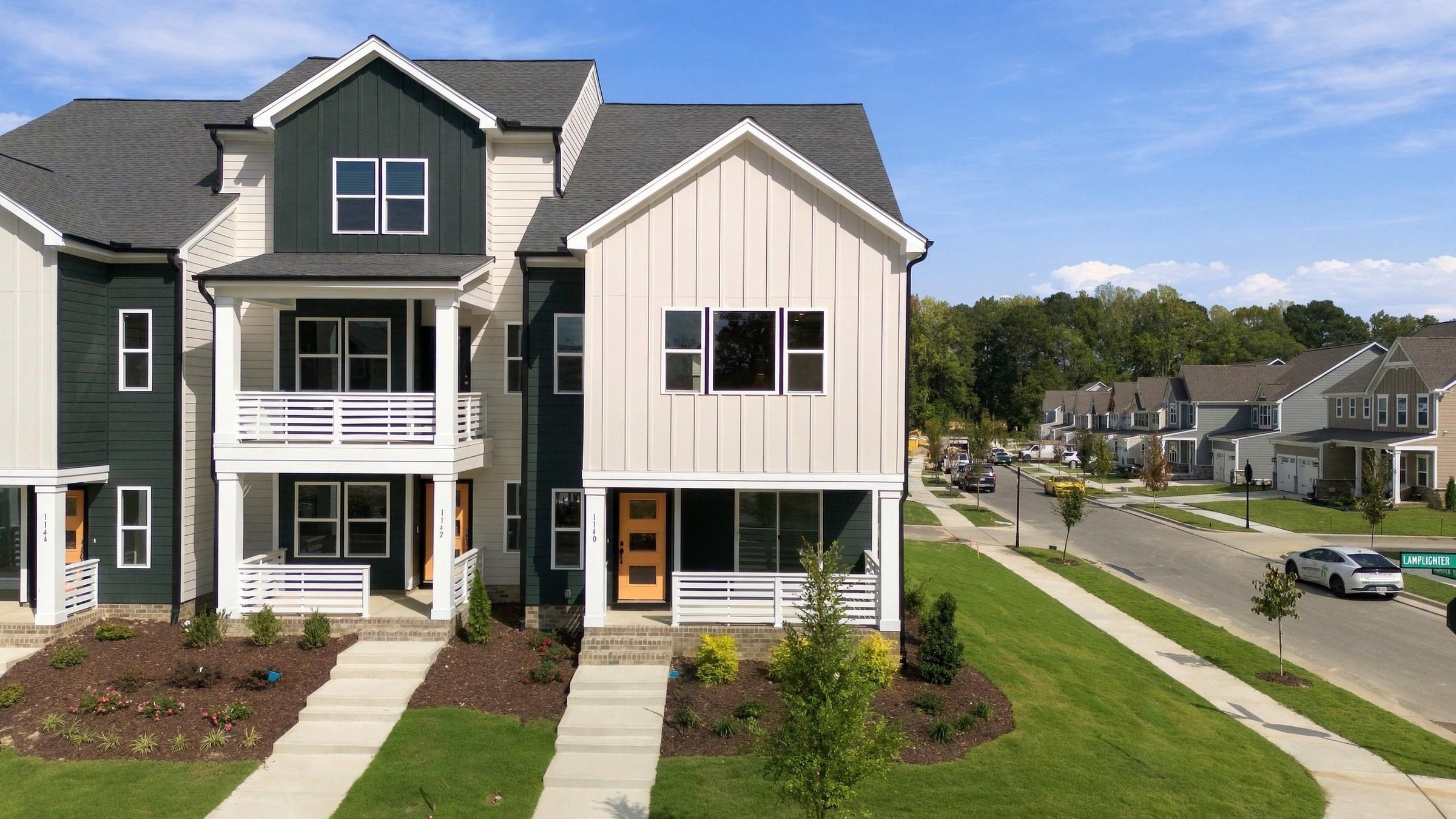 Thumbnail - 1140 Lamplighter Drive