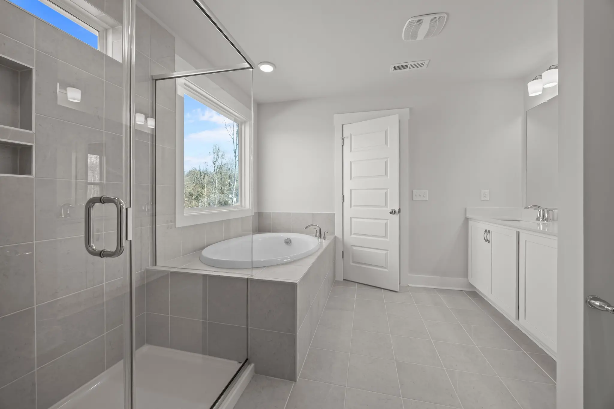 SPV-0036 Primary Bathroom_3 - Medium_adSrTW5MblRSSg71 - Thumbnail