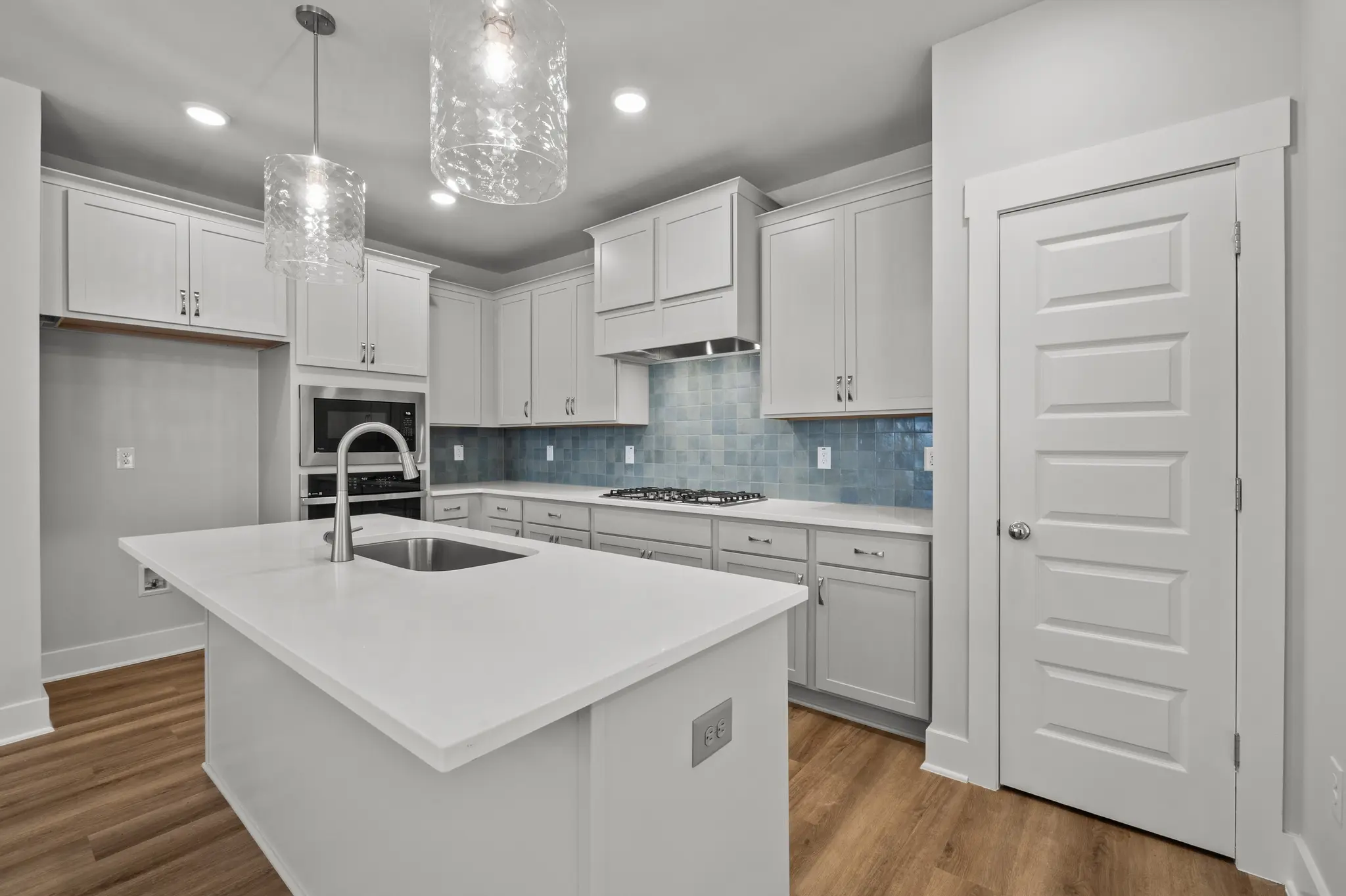 Bliss - Interior Photo 13