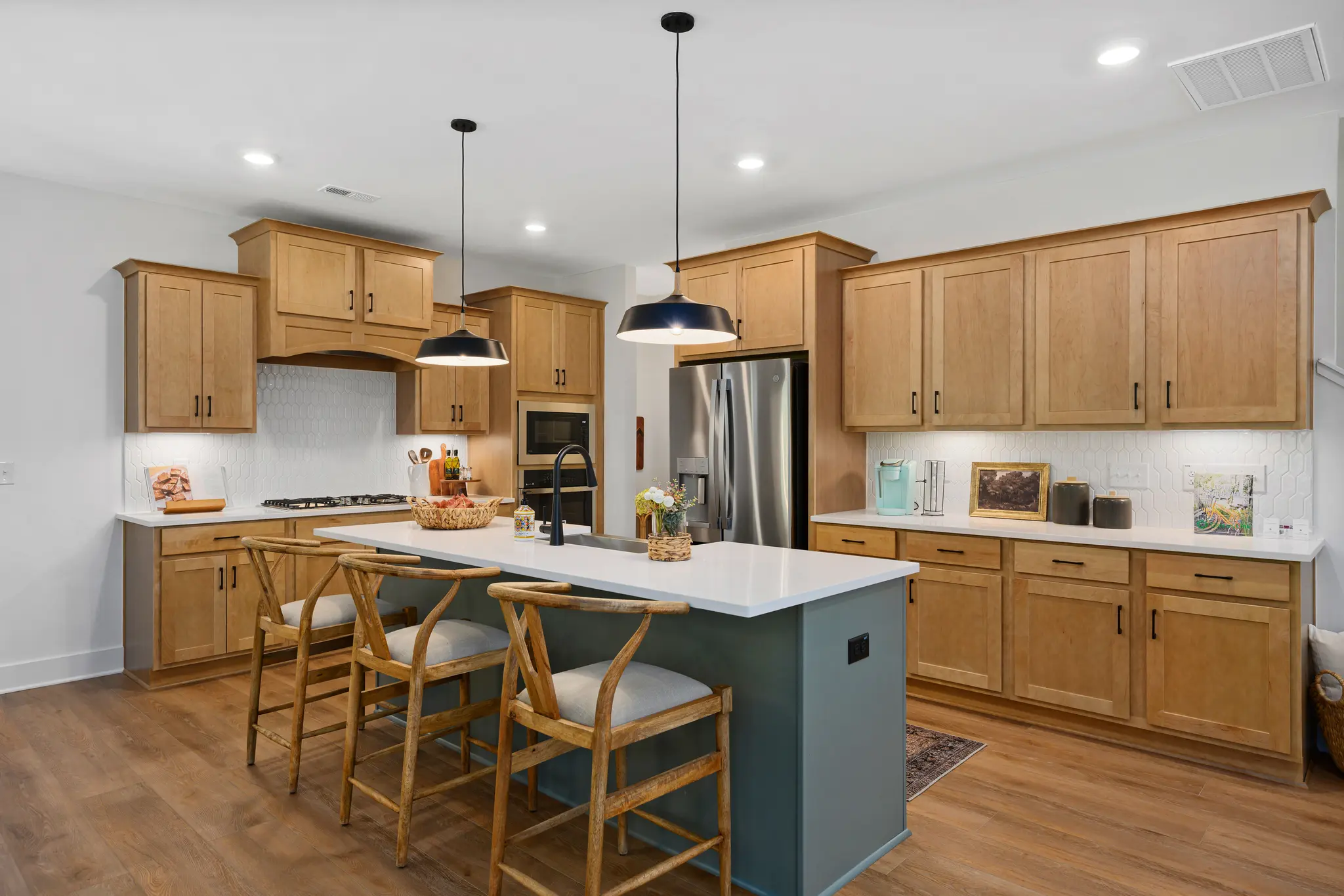 Lucky - Interior Photo 4