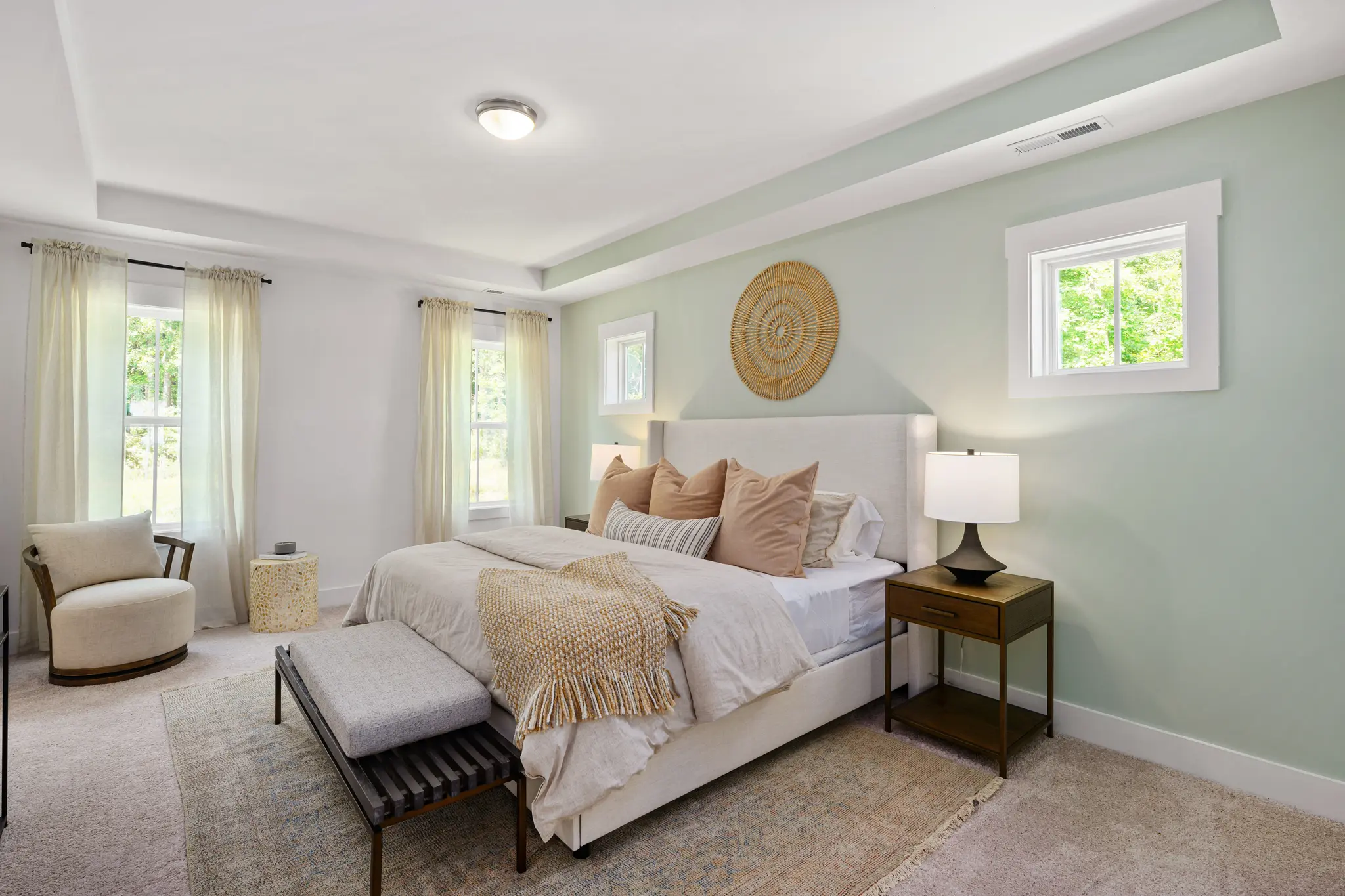Lucky - Interior Photo 6