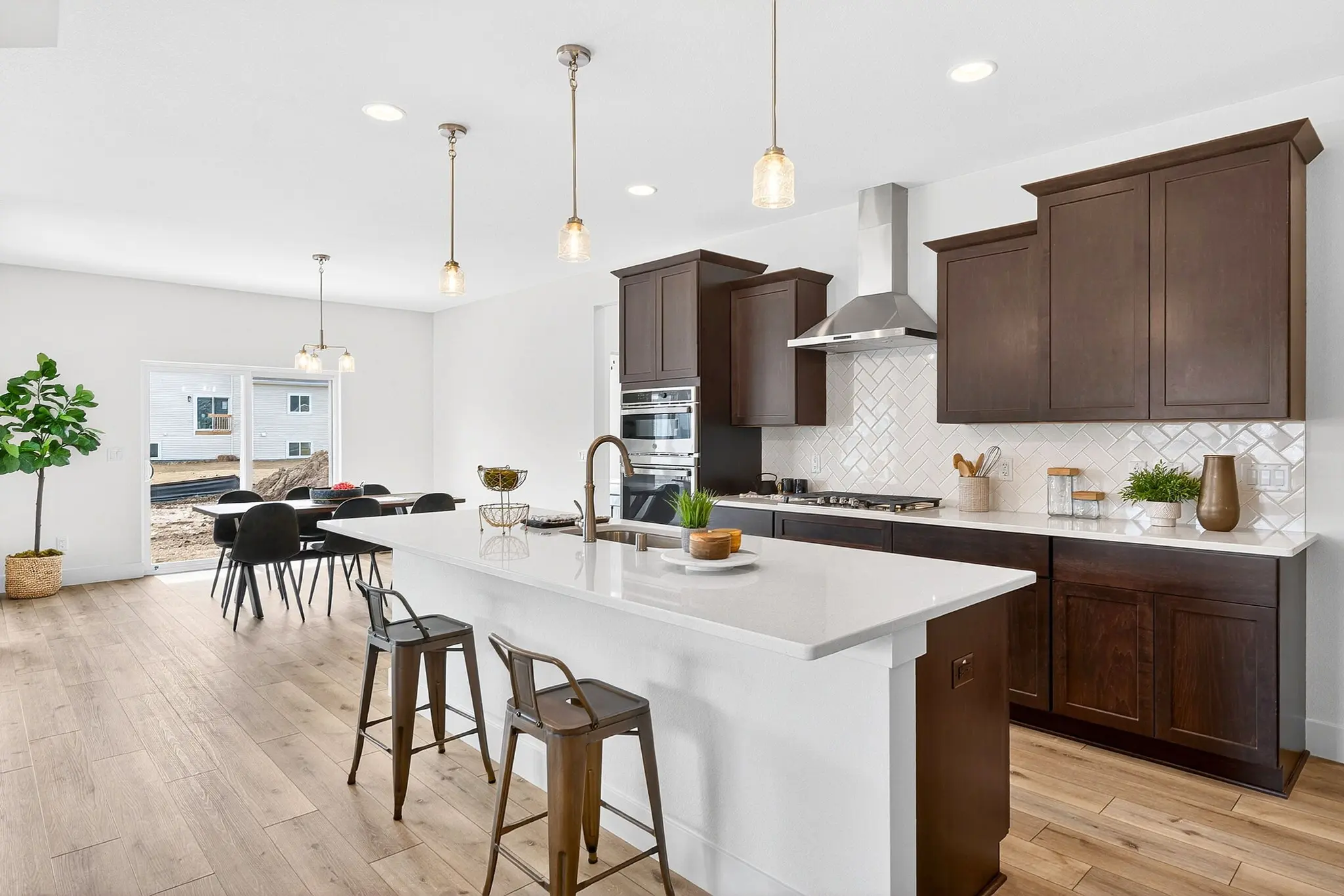 Violet Gourmet Kitchen with backsplash 
