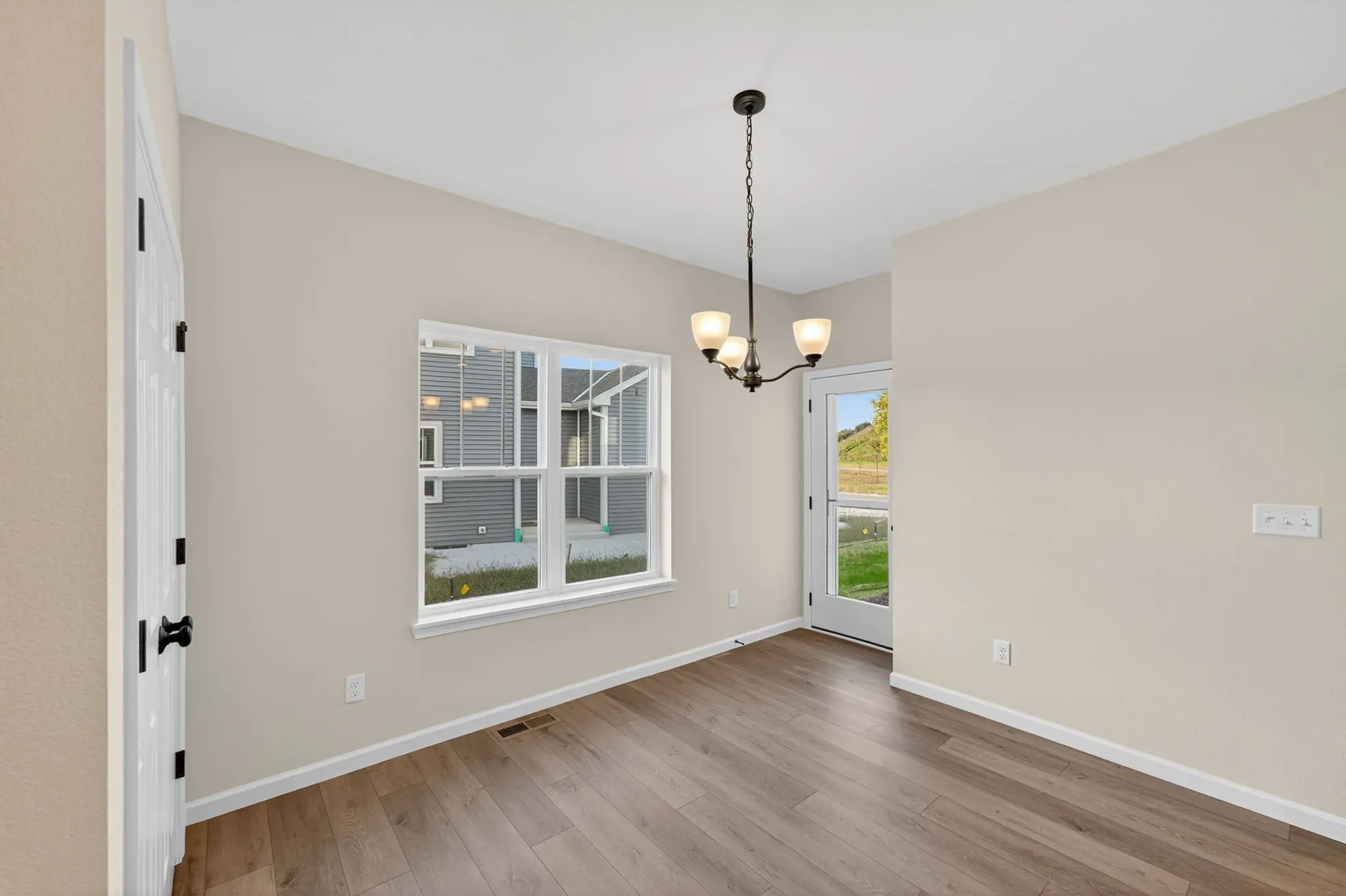 Dinette area 