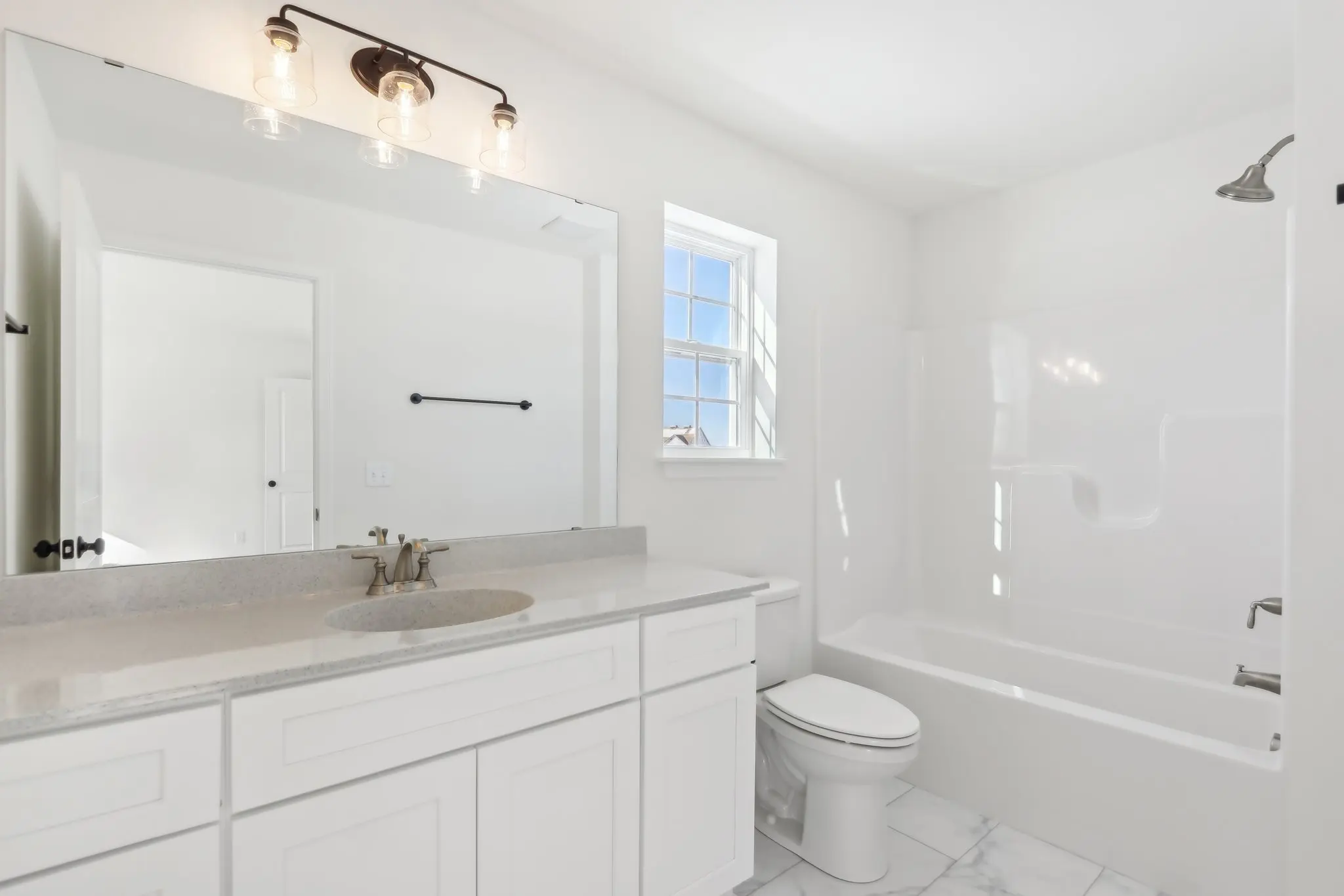Suite 1 bathroom