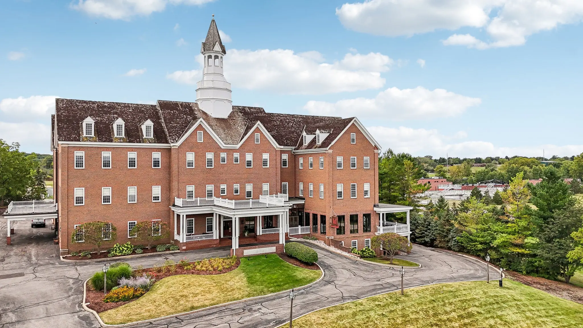 Delafield, WI 
