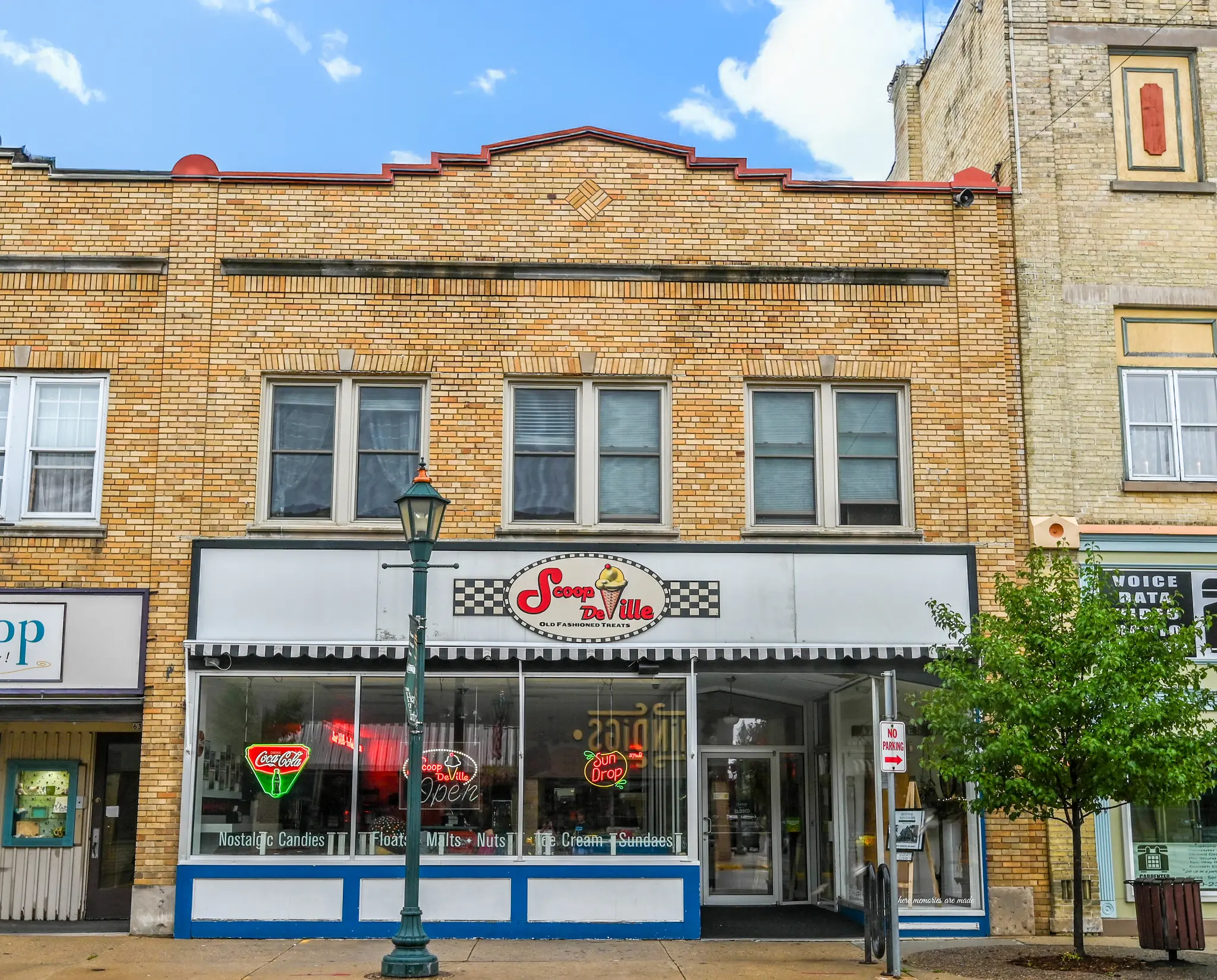 Downtown Hartford, WI 