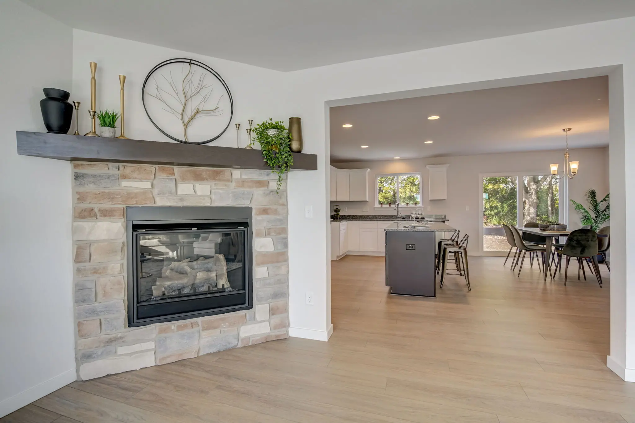 Fireplace 