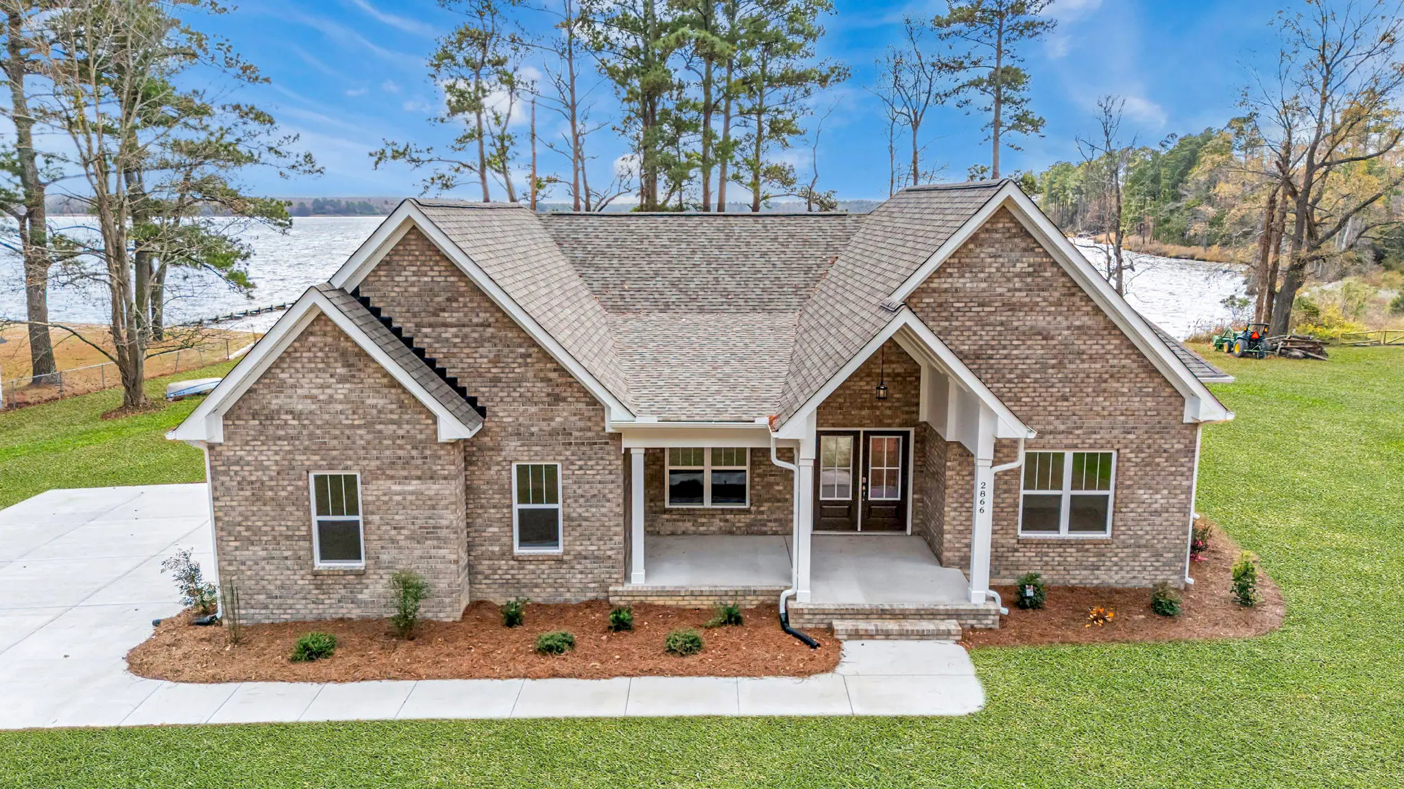 Thumbnail: Building Homes. Creating Legacies.