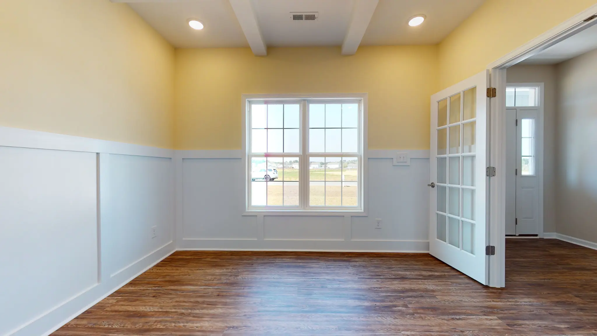Clayton - Interior Photo 10