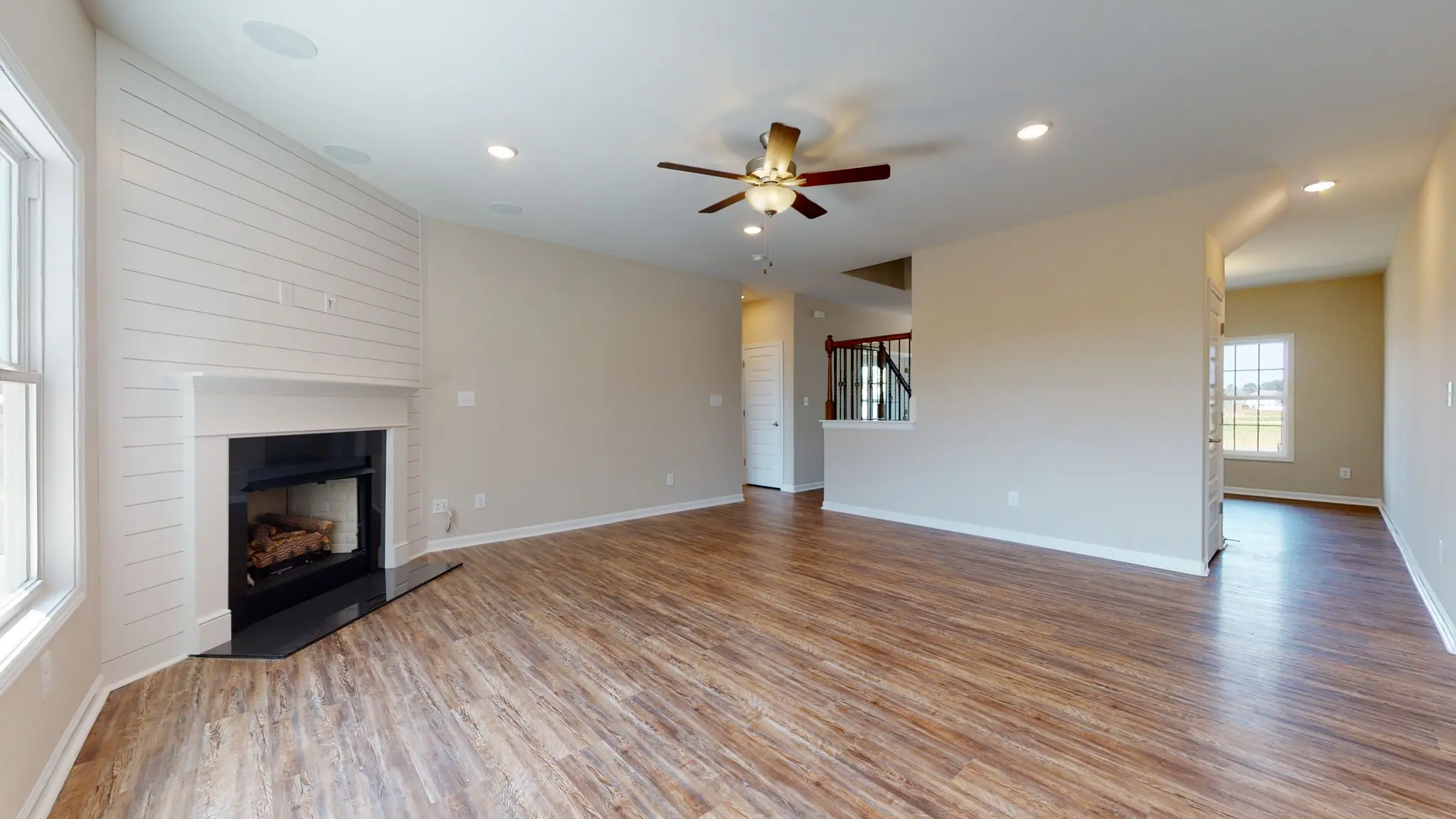 Clayton - Interior Photo 15