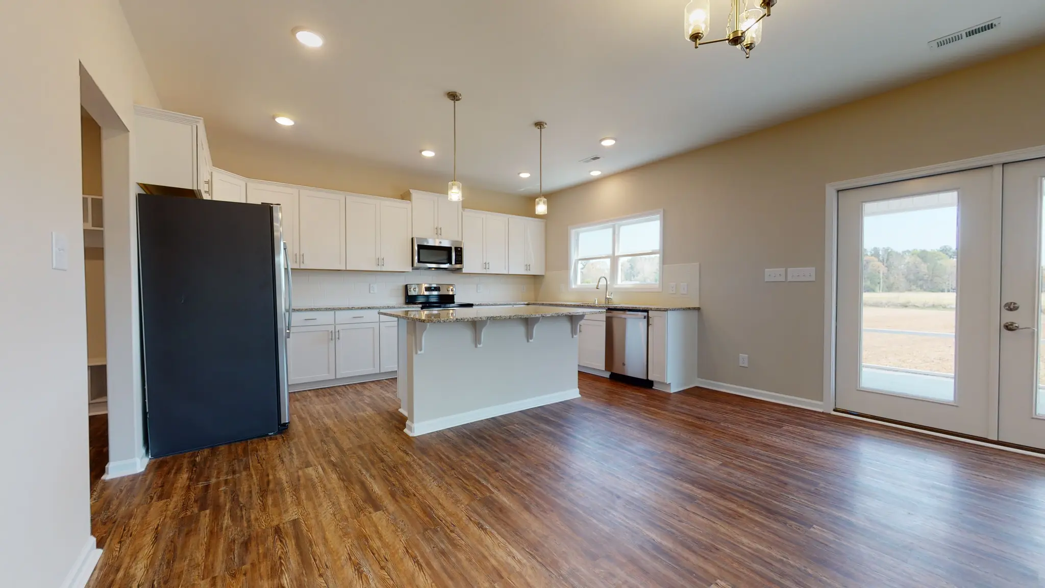 Clayton - Interior Photo 16