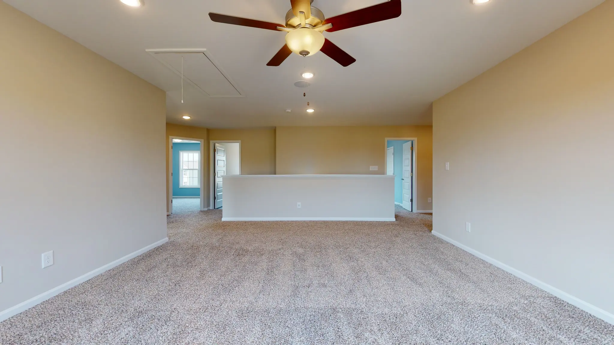 Clayton - Interior Photo 28