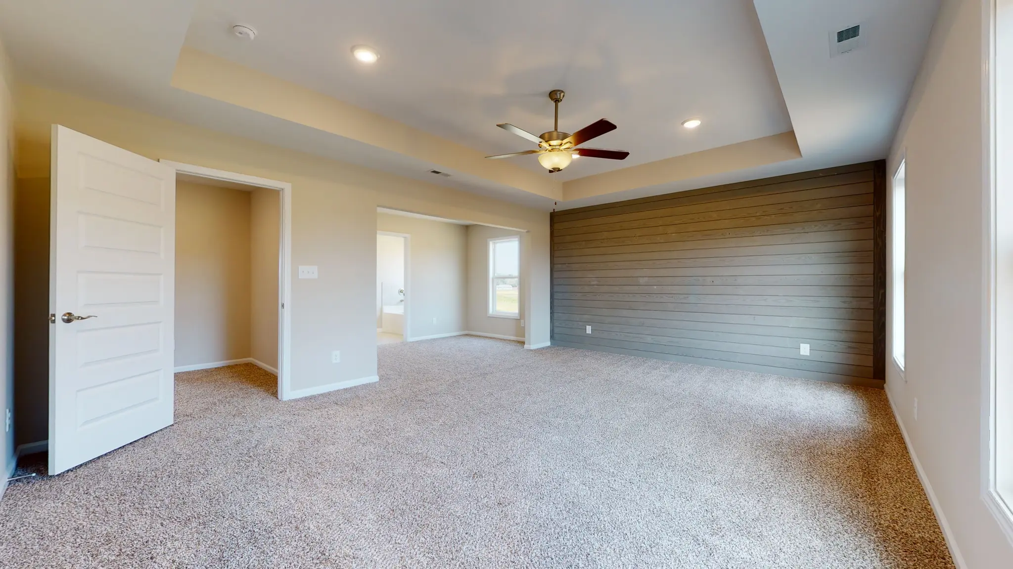 Clayton - Interior Photo 30