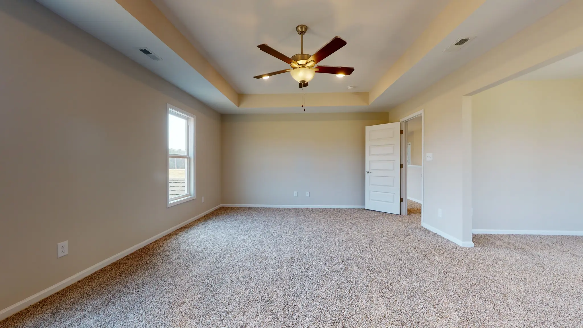 Clayton - Interior Photo 31