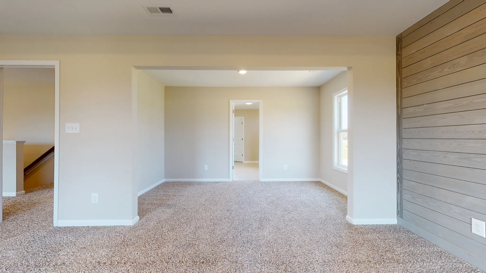 Clayton - Interior Photo 32