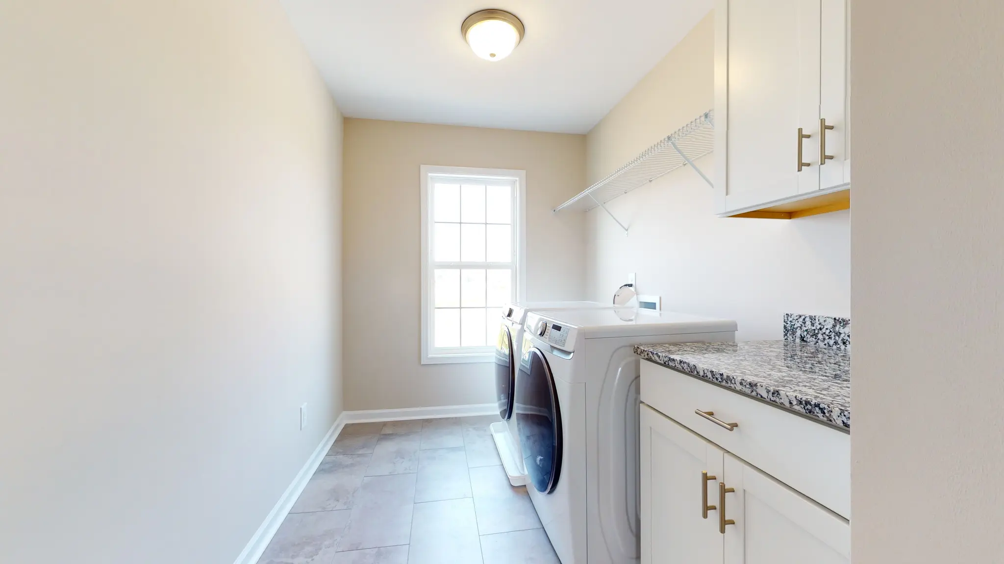 Clayton - Interior Photo 47
