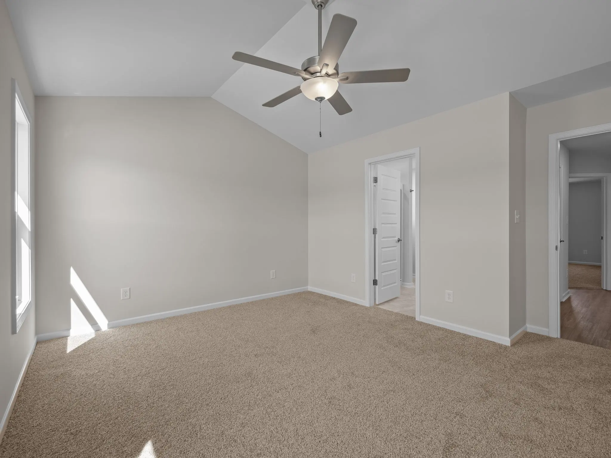 Pamlico - Interior Photo 12