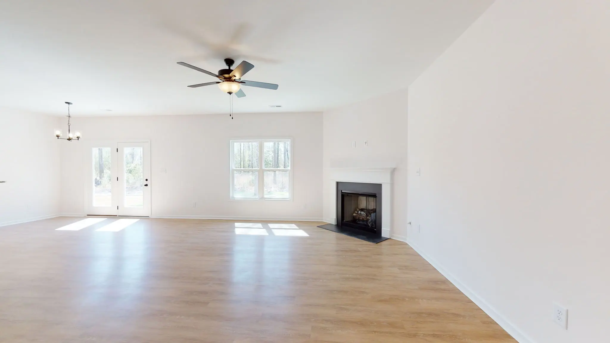 Catherine - Interior Photo 53