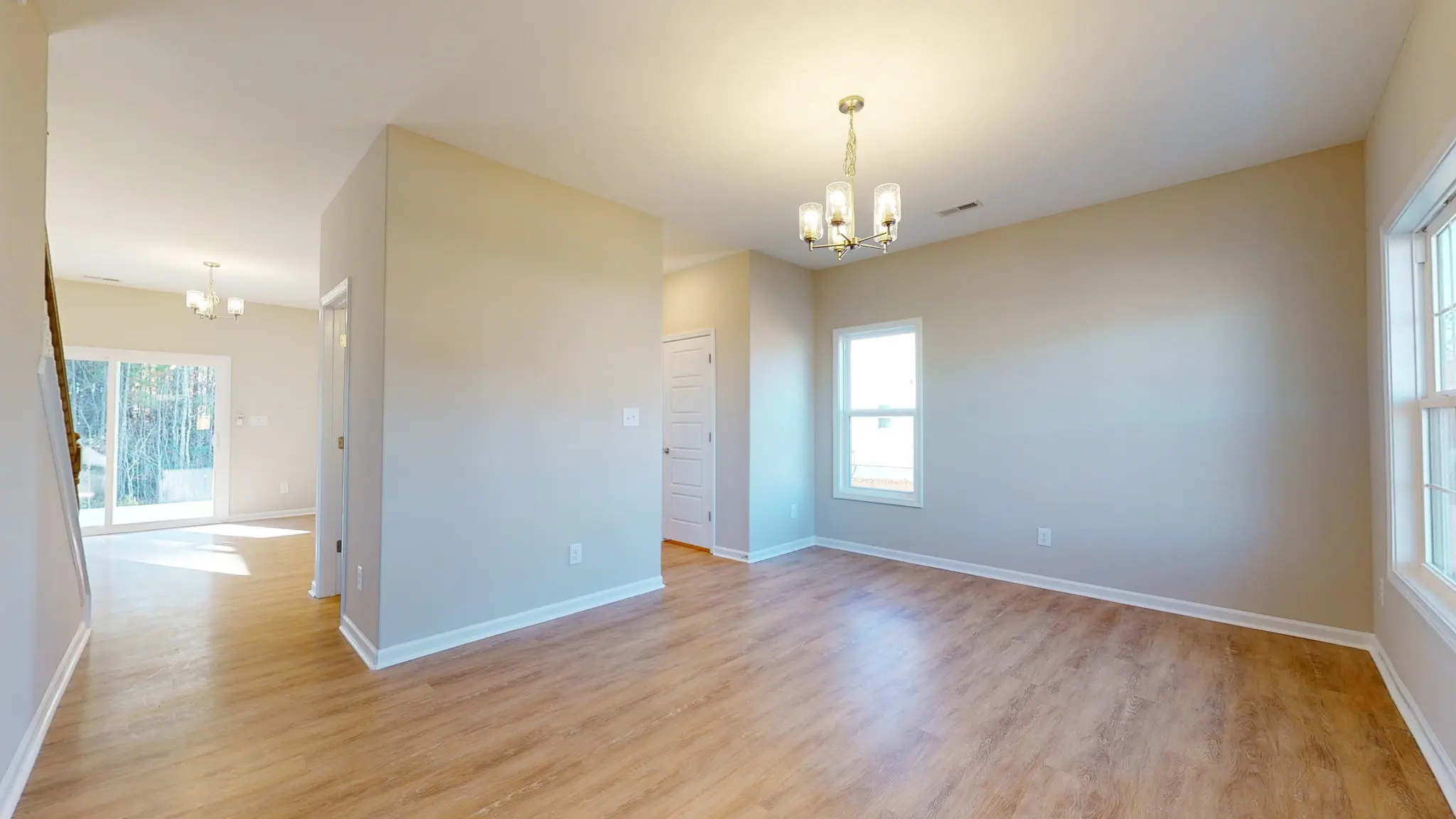 Jacob - Interior Photo 12