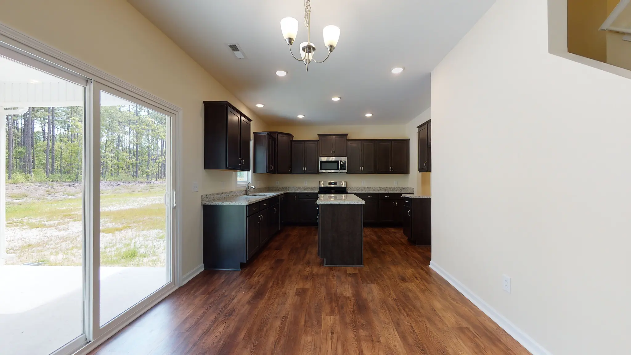 Fairfax - Interior Photo 15