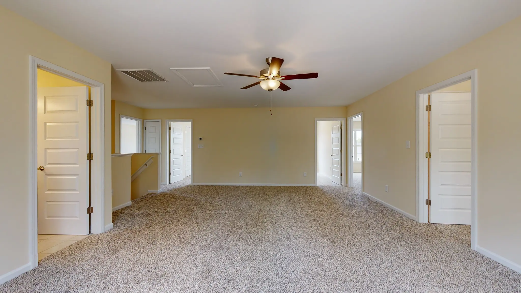 Fairfax - Interior Photo 25