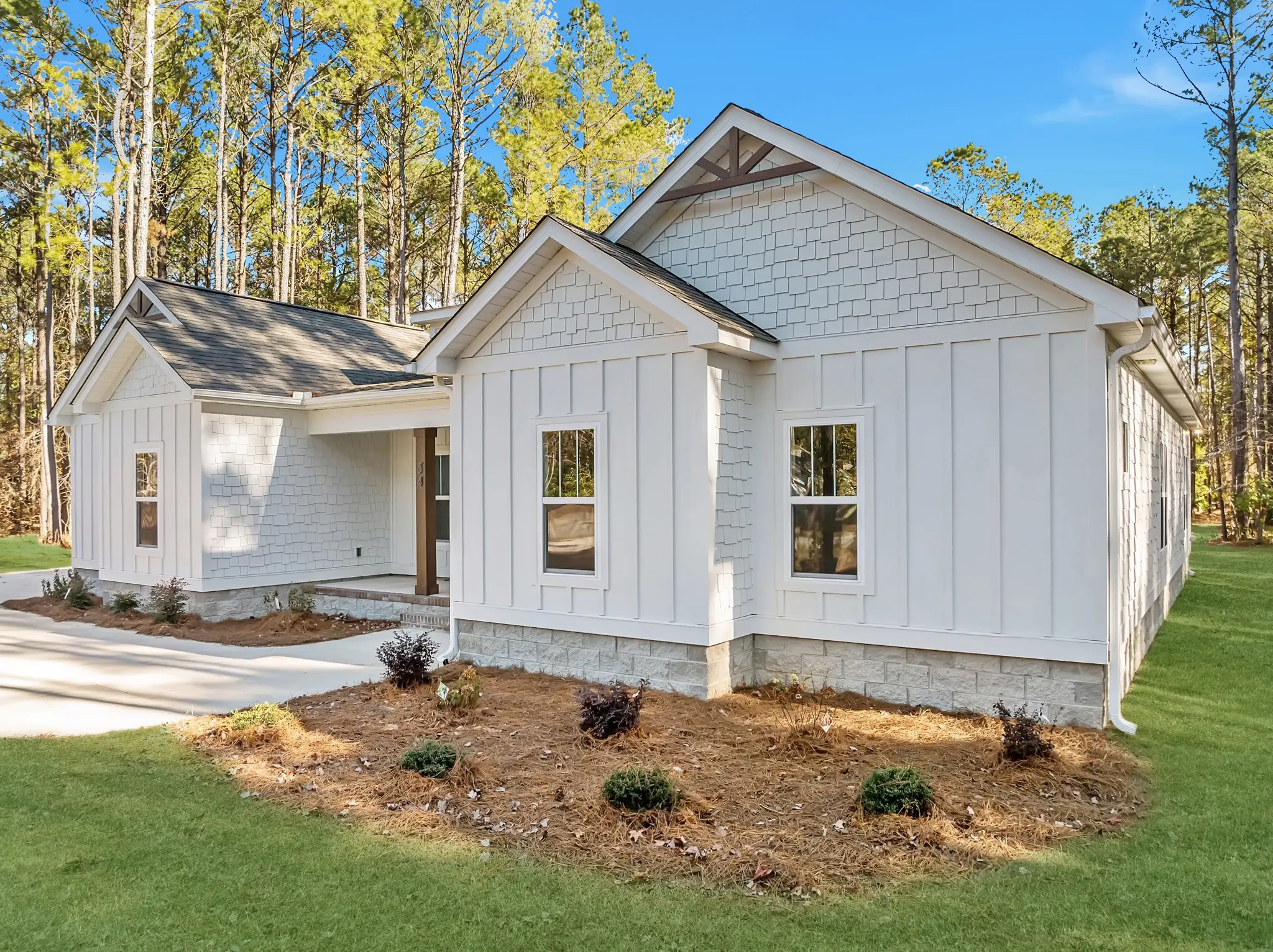 Chatham - Exterior Photo 6