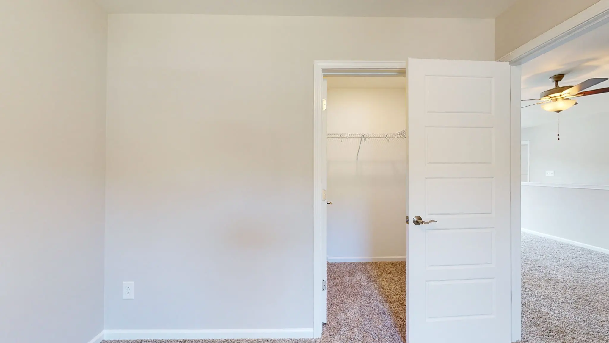 Tyler - Interior Photo 28