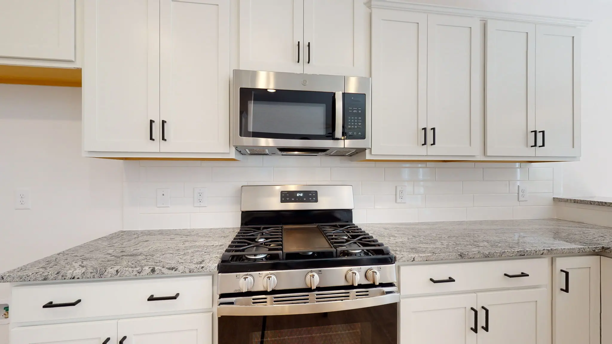 Catherine - Interior Photo 46
