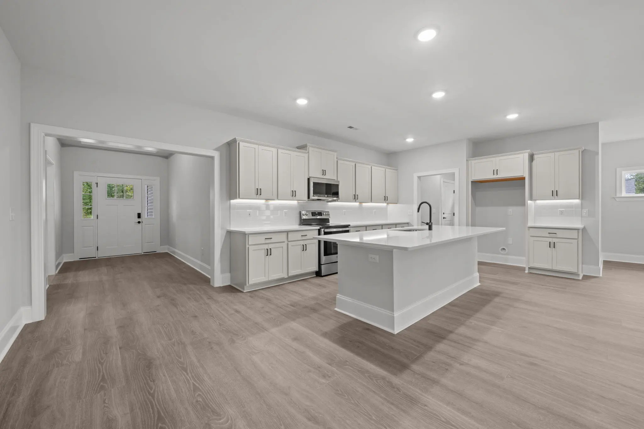 Arlington AP 2207 - Interior Photo 23