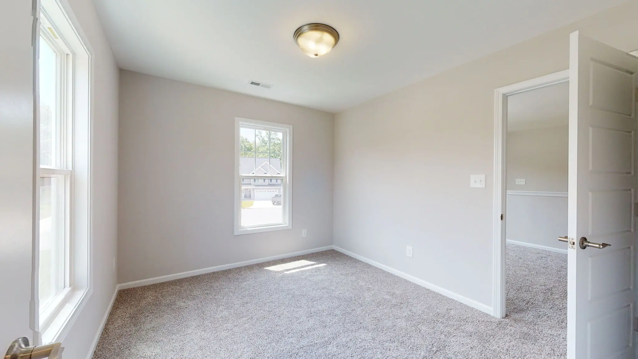 Tyler - Interior Photo 31