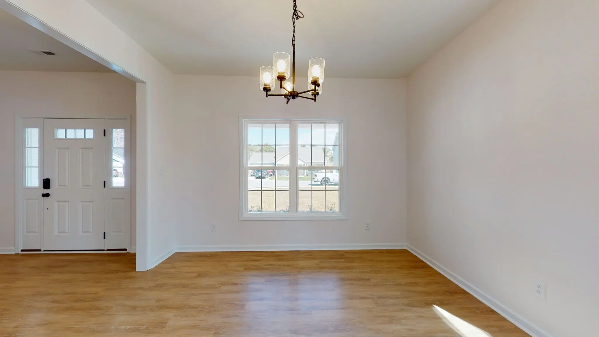 Catherine - Interior Photo 43