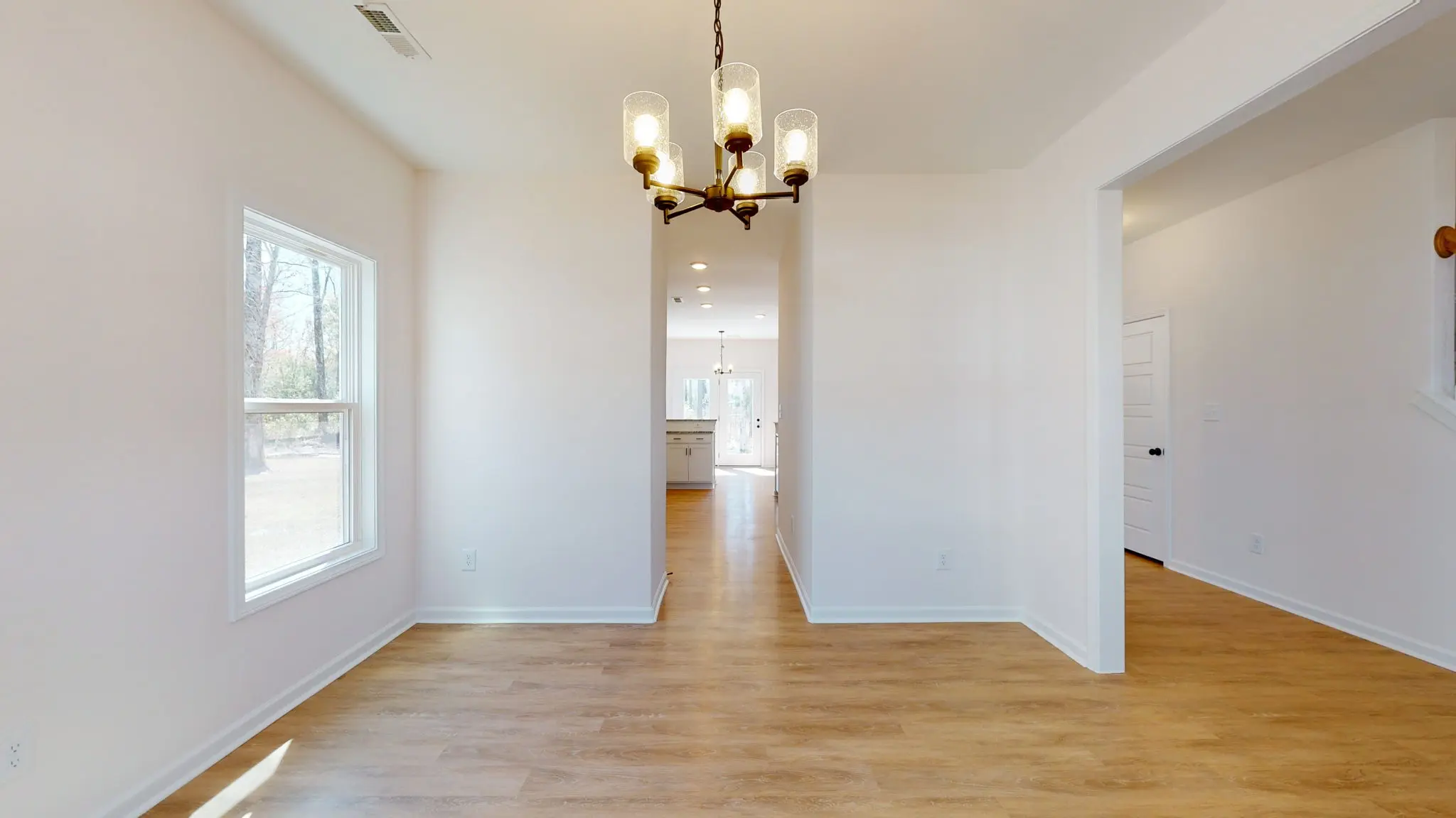 Catherine - Interior Photo 42