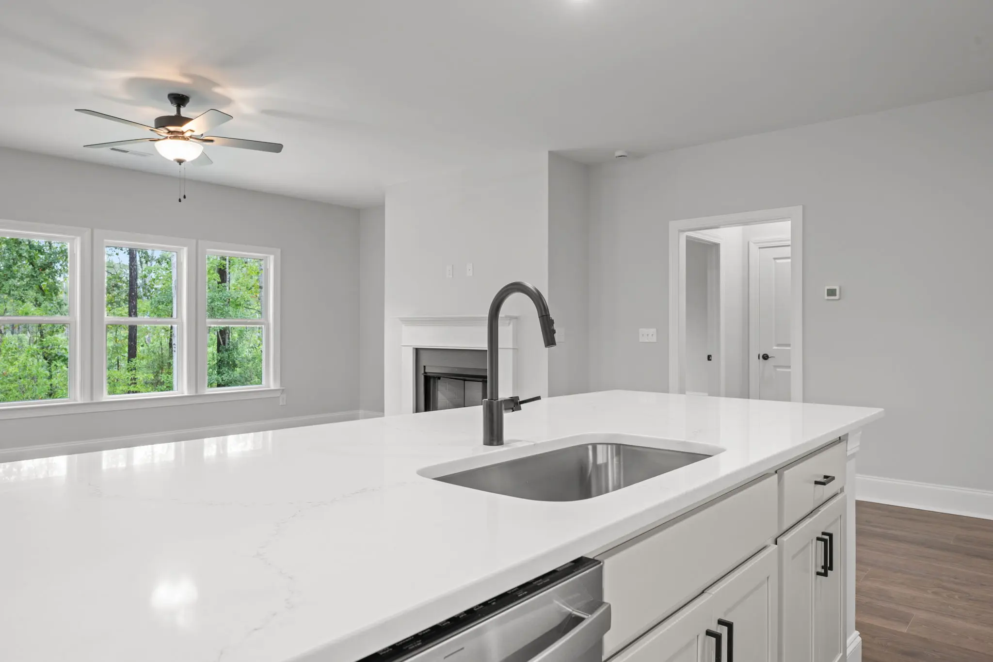 Arlington AP 2207 - Interior Photo 26
