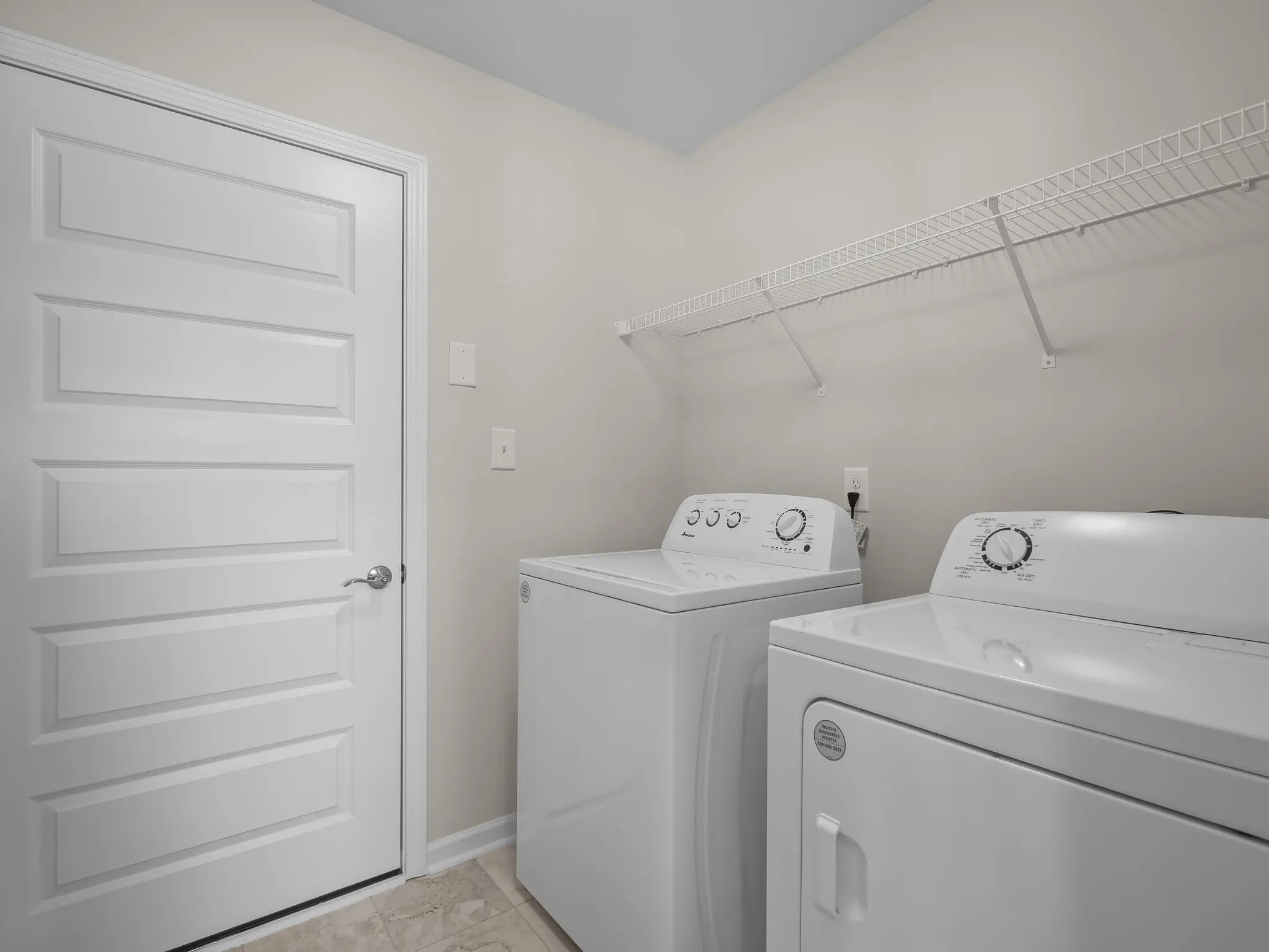 Pamlico - Interior Photo 23