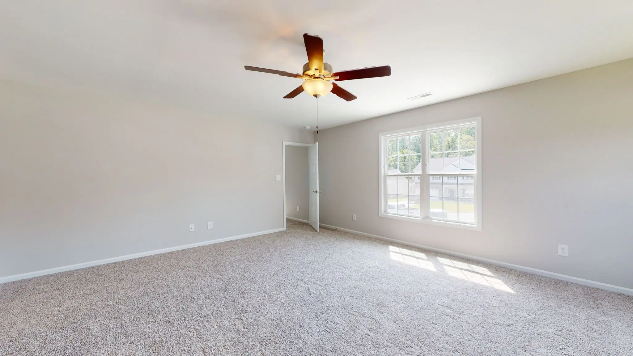 Tyler - Interior Photo 34