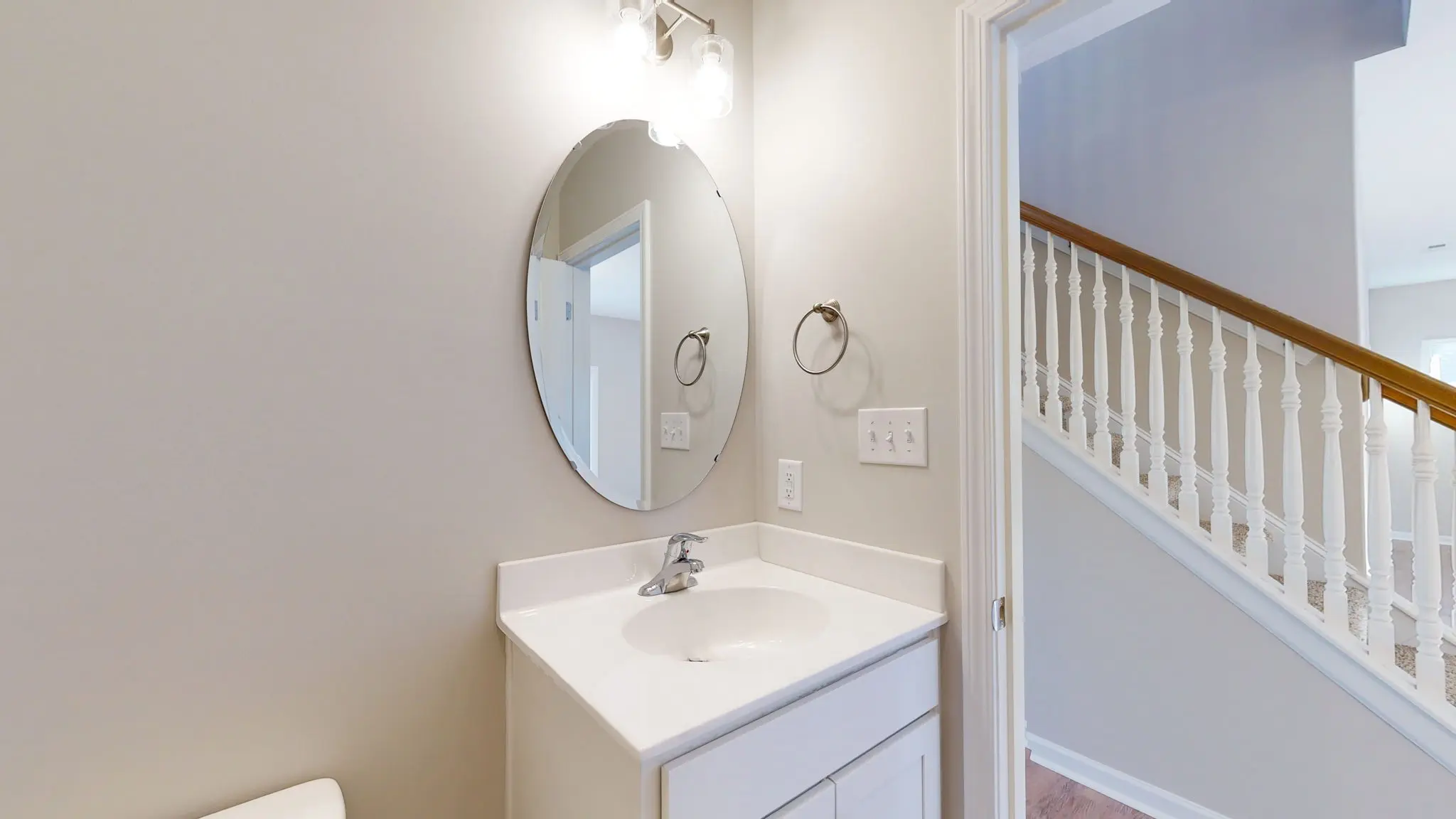 Jacob - Interior Photo 25