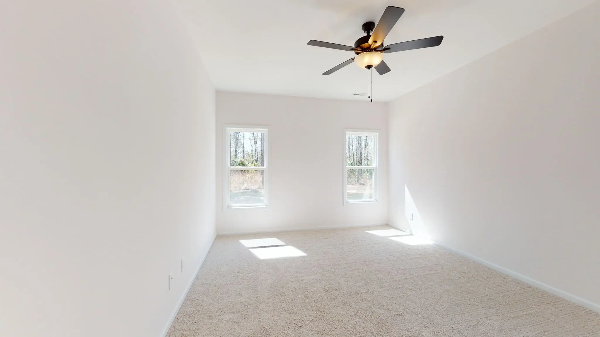 Catherine - Interior Photo 38